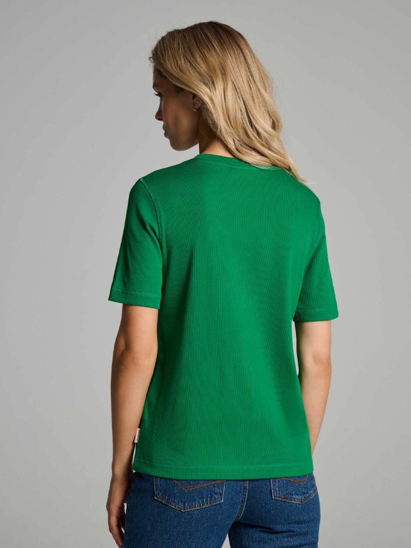 Футболка DIVERSE модель 10046496 Фото