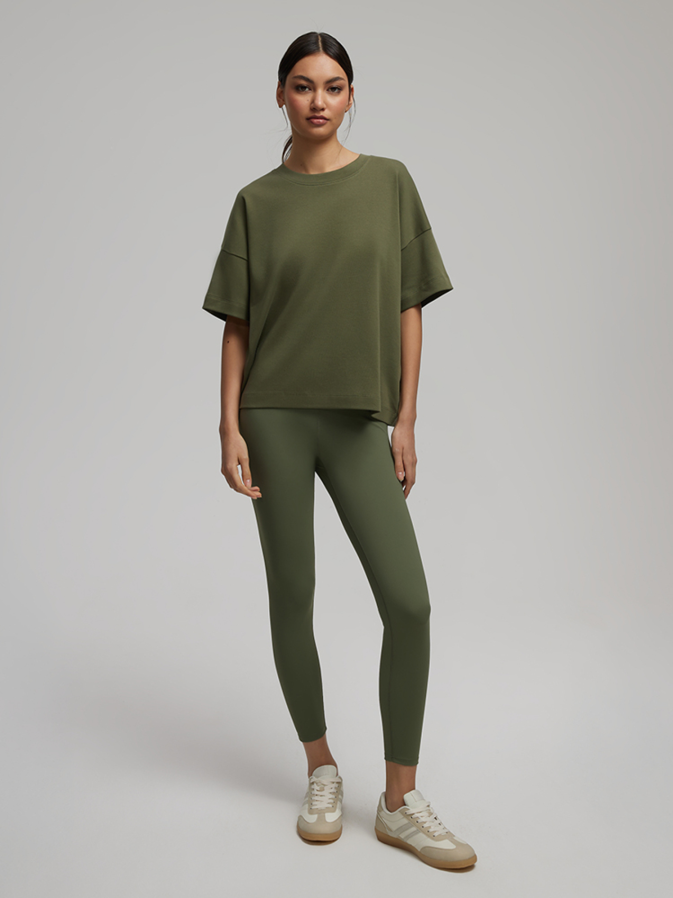 Футболка DIVERSE модель 10046504 Фото