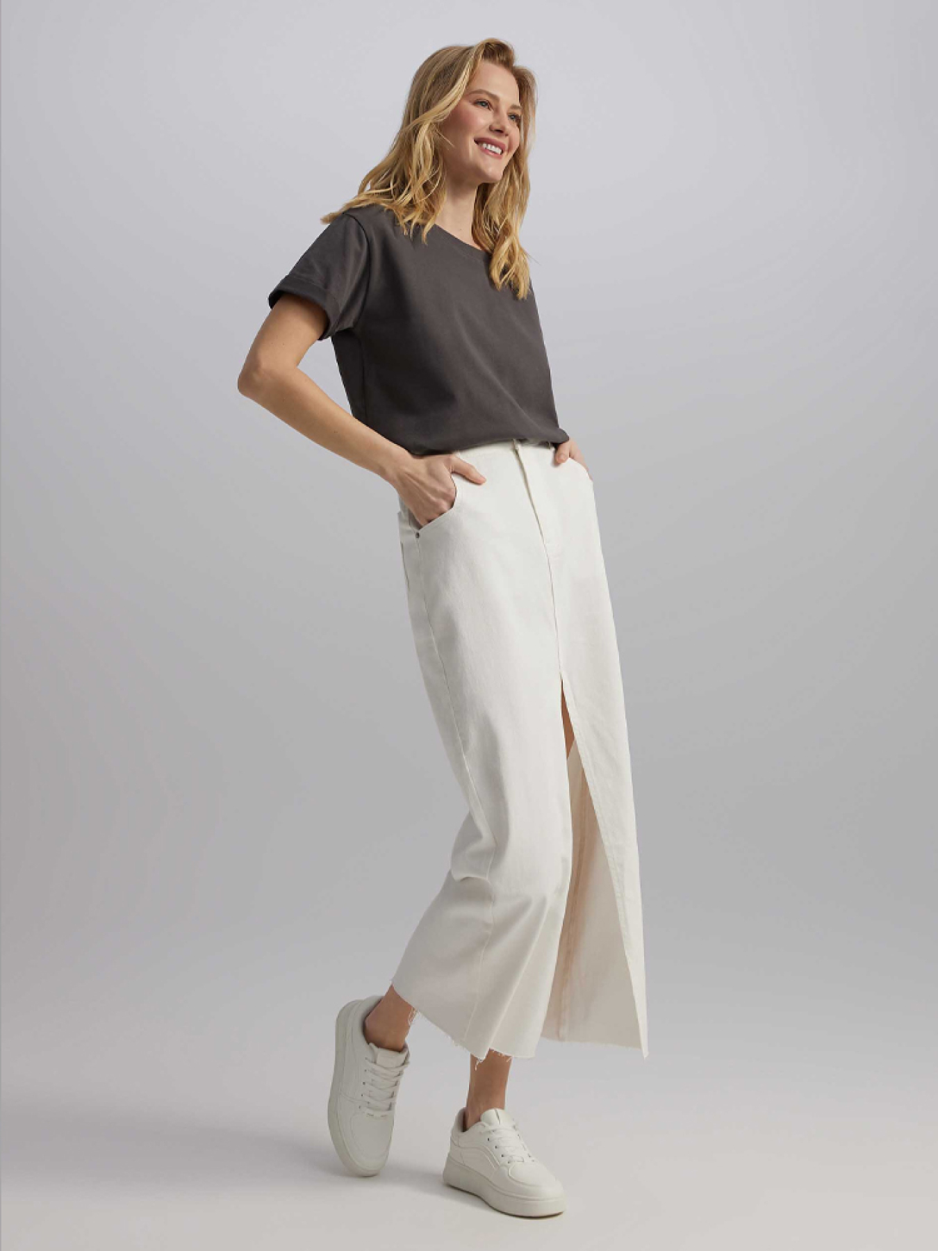 Футболка DIVERSE модель 10046507 Фото