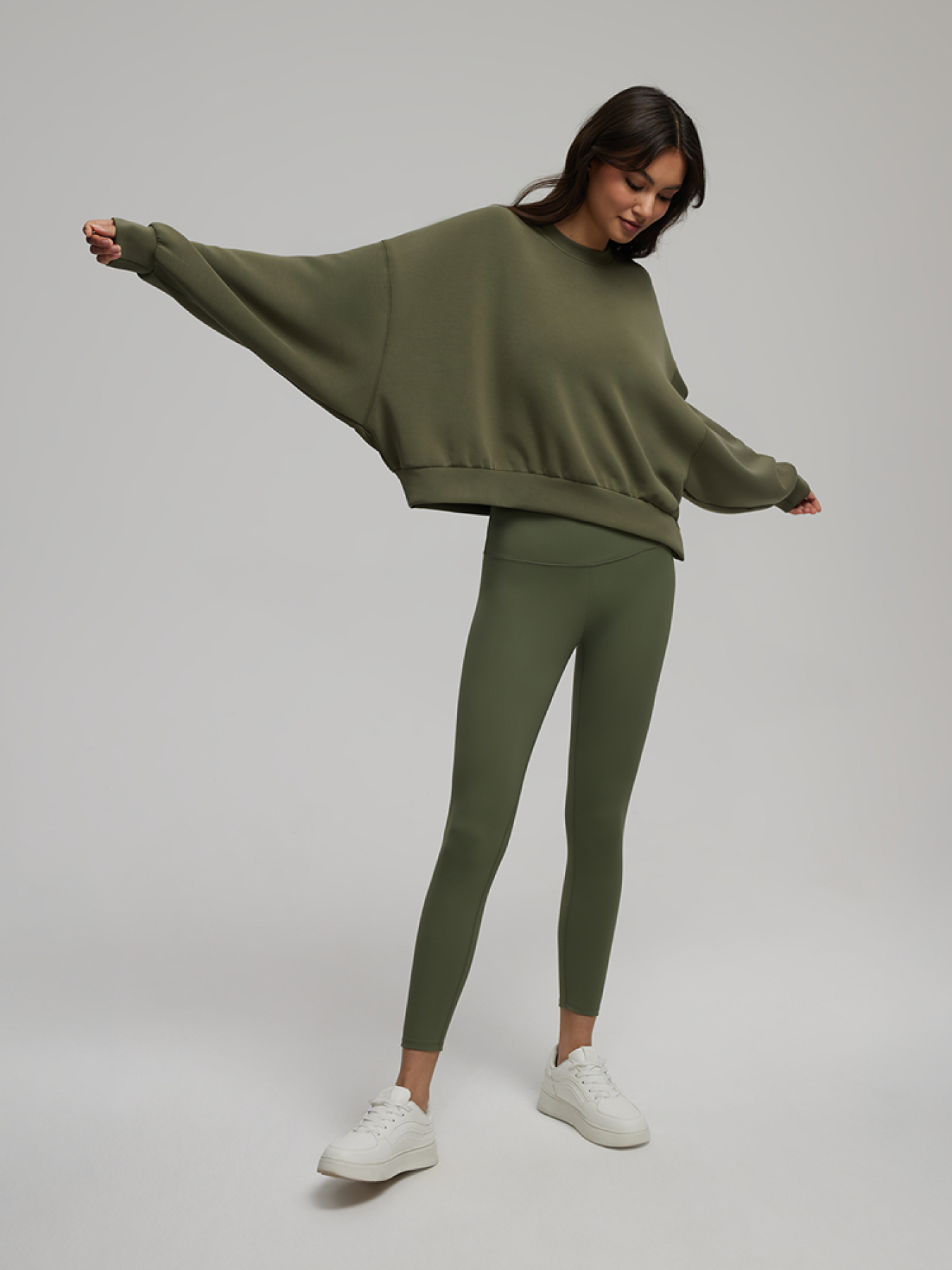 Свитшот DIVERSE модель 10046624 Фото