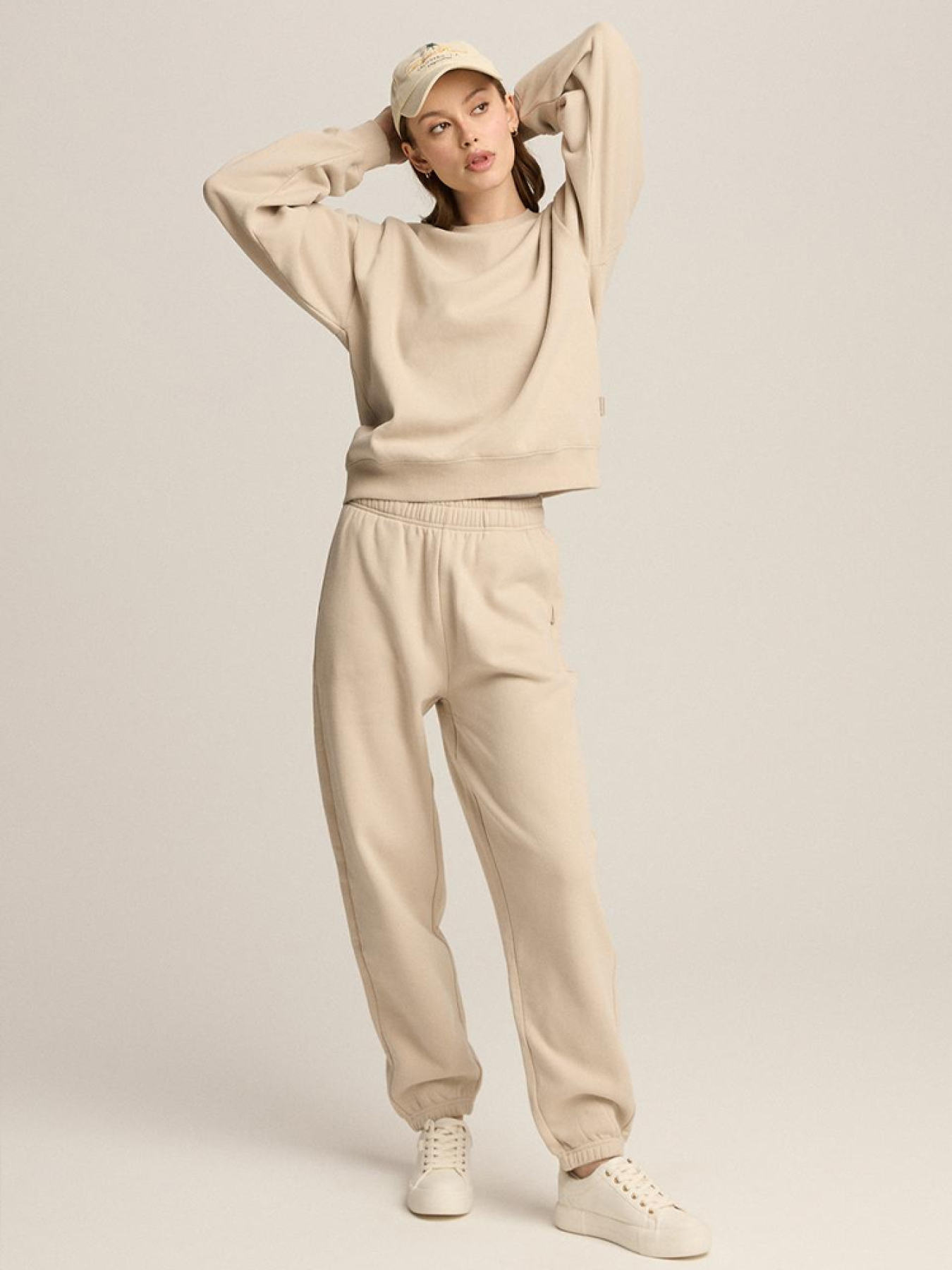 Свитшот DIVERSE модель 10046630 Фото