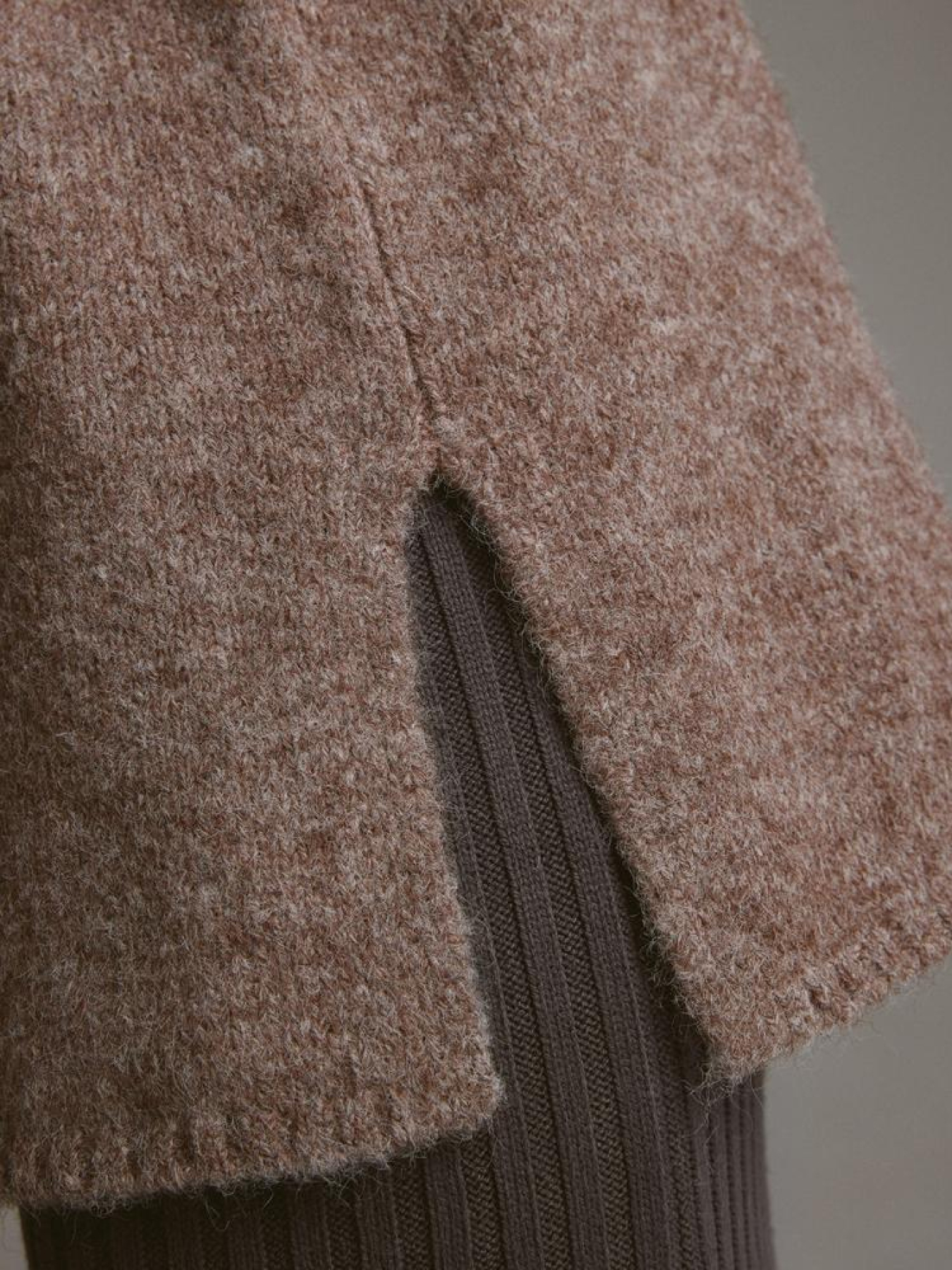 Свитер DIVERSE модель 10045498 Фото