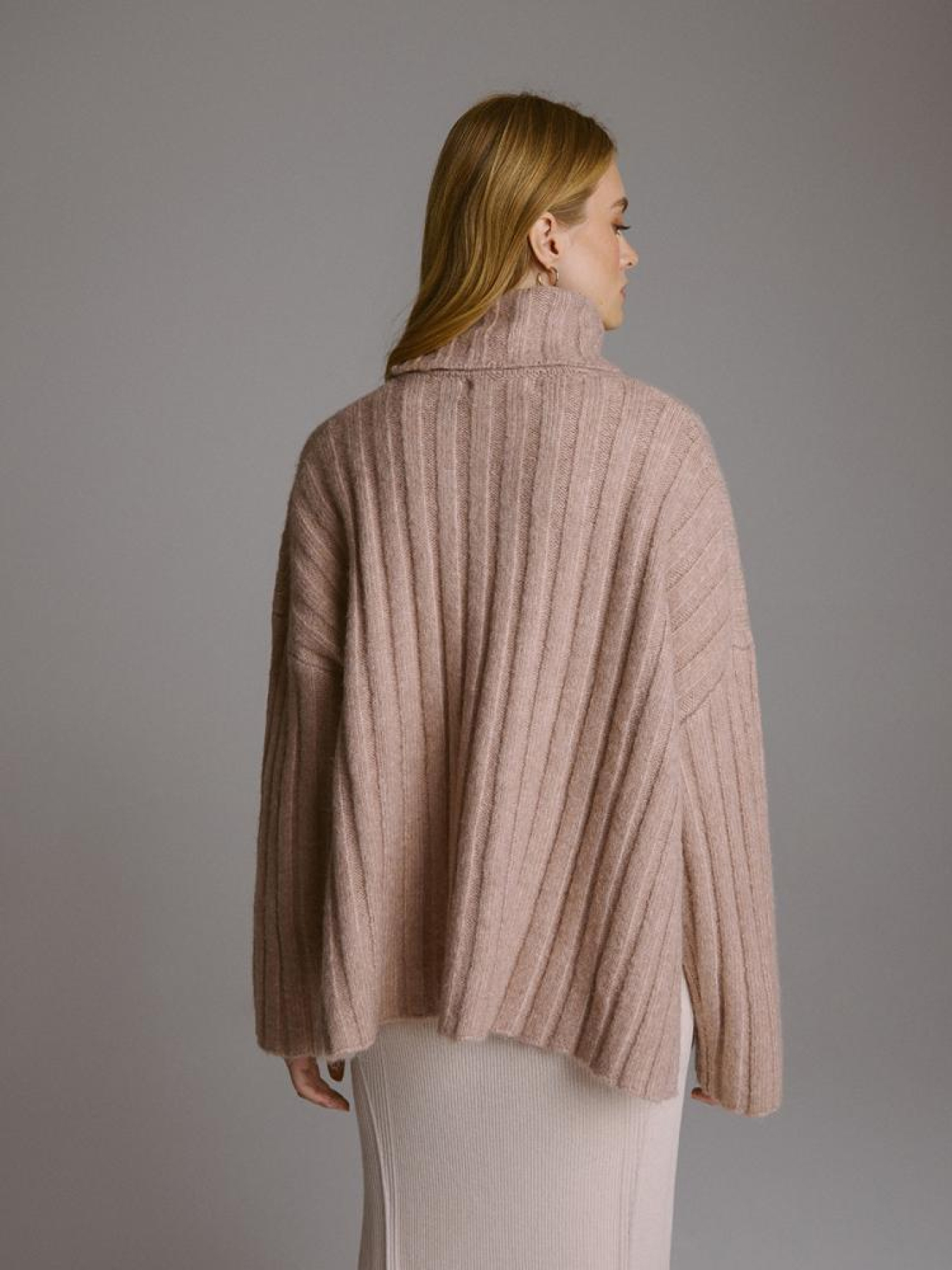 Свитер DIVERSE модель 10045512 Фото