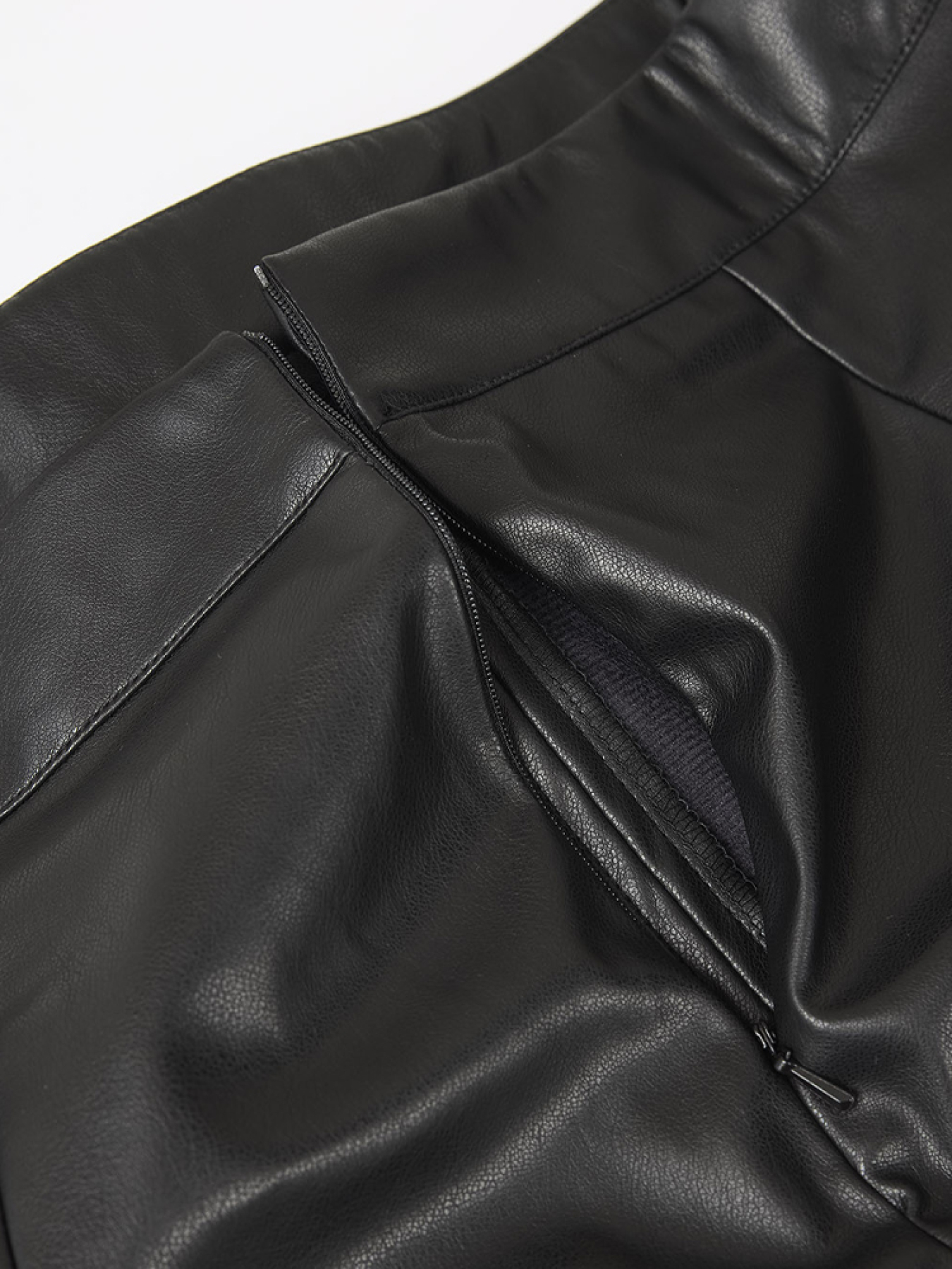 Спідниця міні DIVERSE модель 10045820 Спідниця міні DIVERSE модель 10045820 Фото