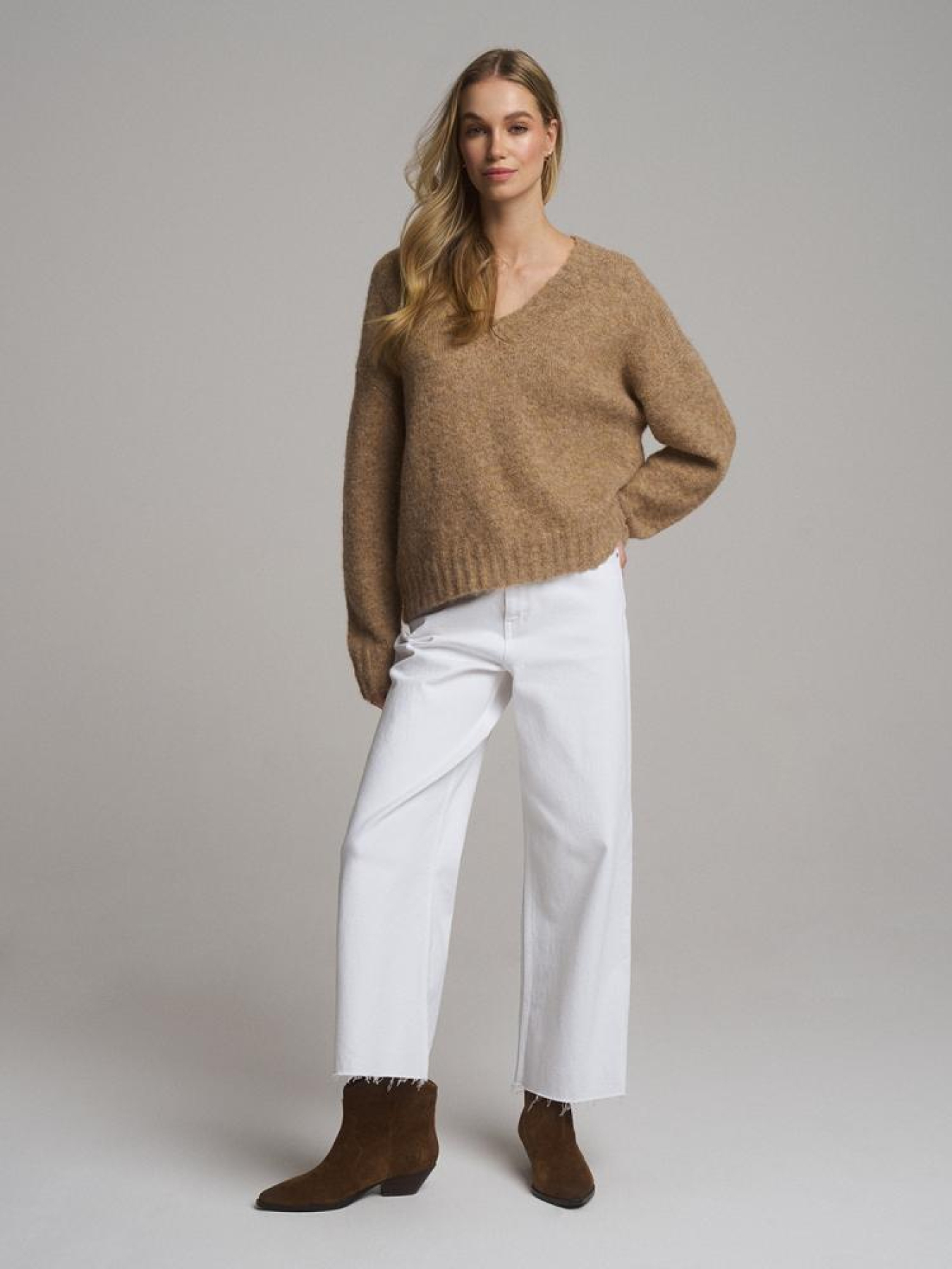 Свитер DIVERSE модель 10046240 Фото