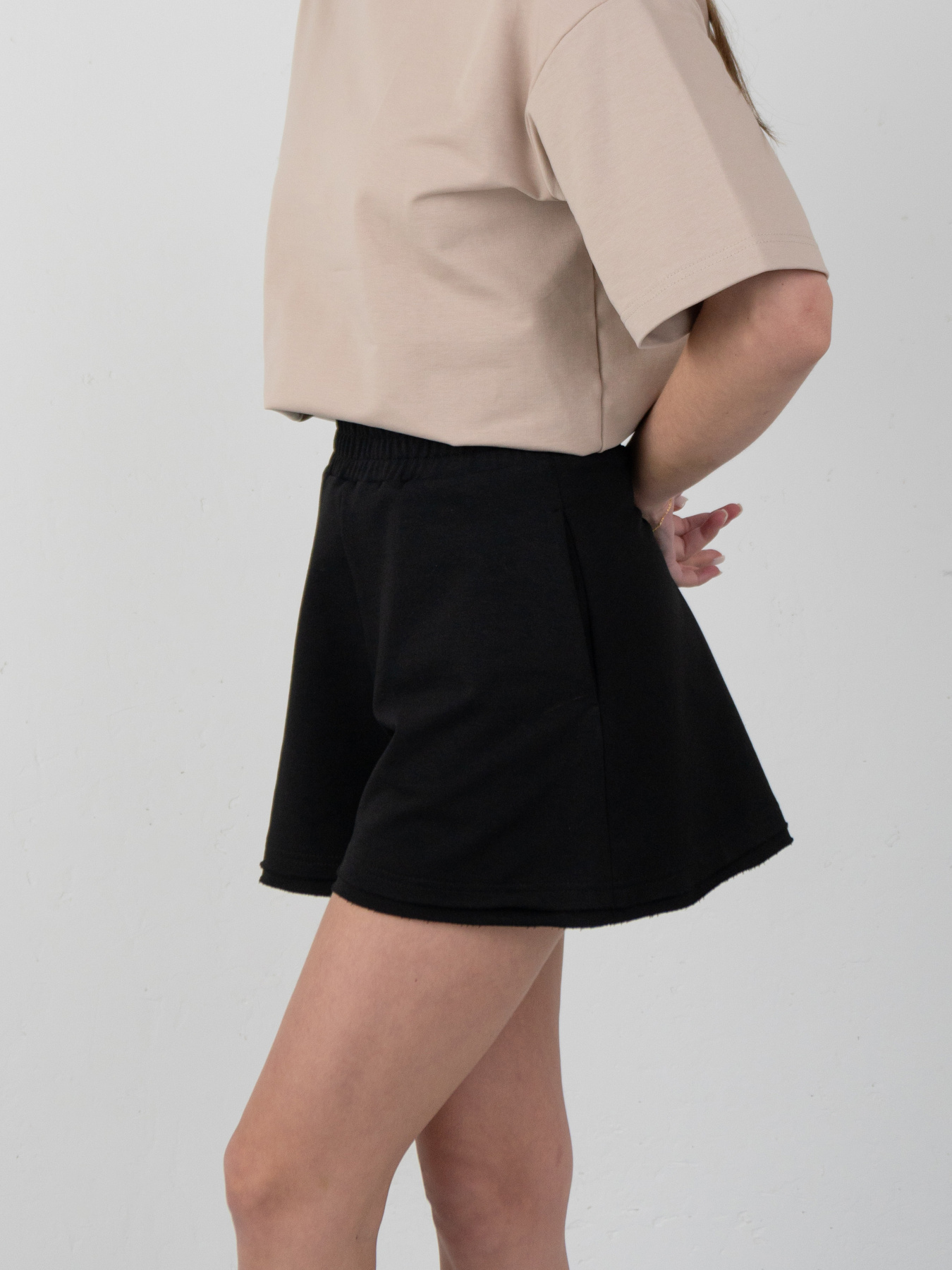 Повсякденні шорти Elegante модель EL 3067 Фото