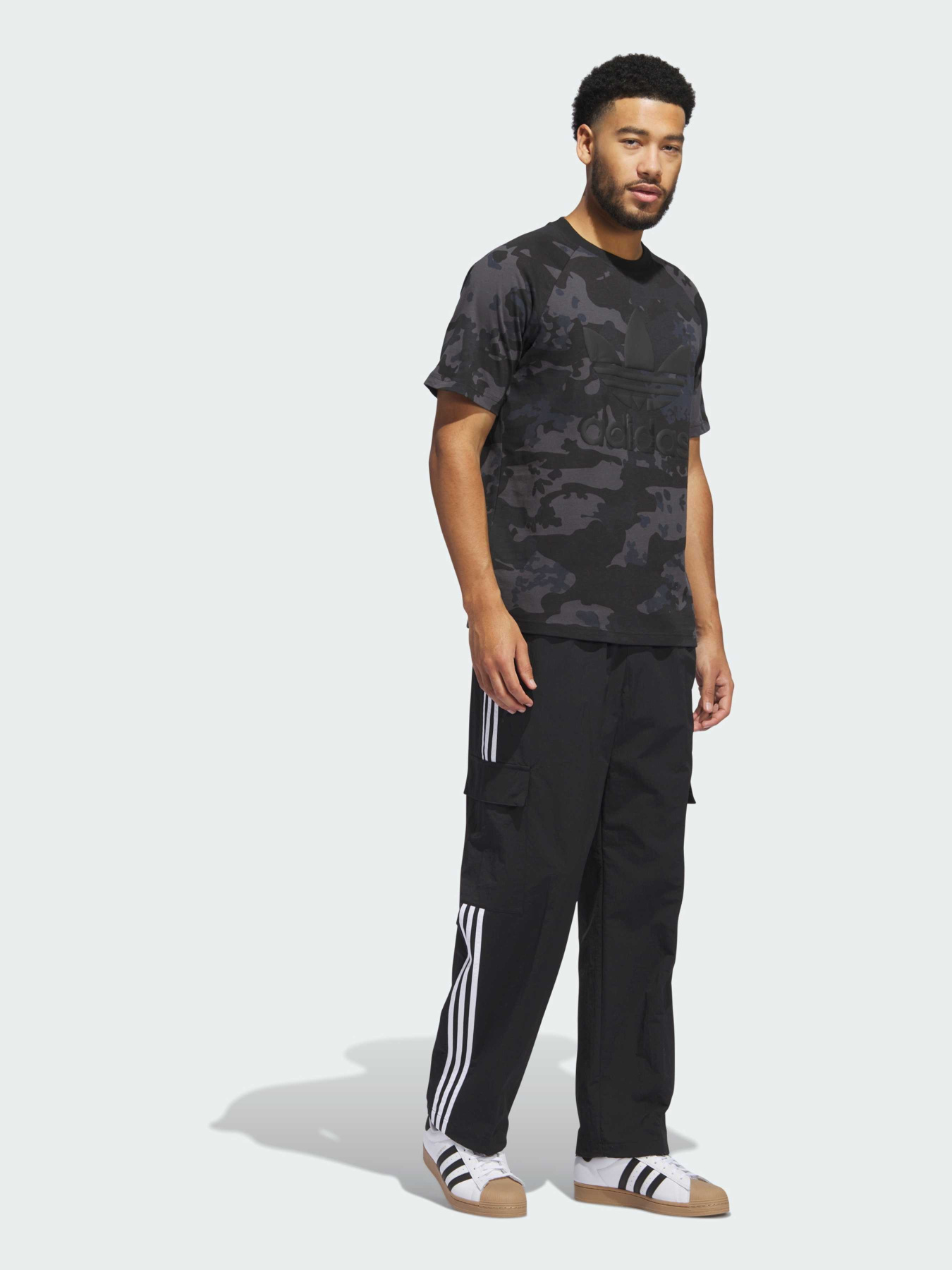 Футболка Adidas Graphics модель IS2892 Фото