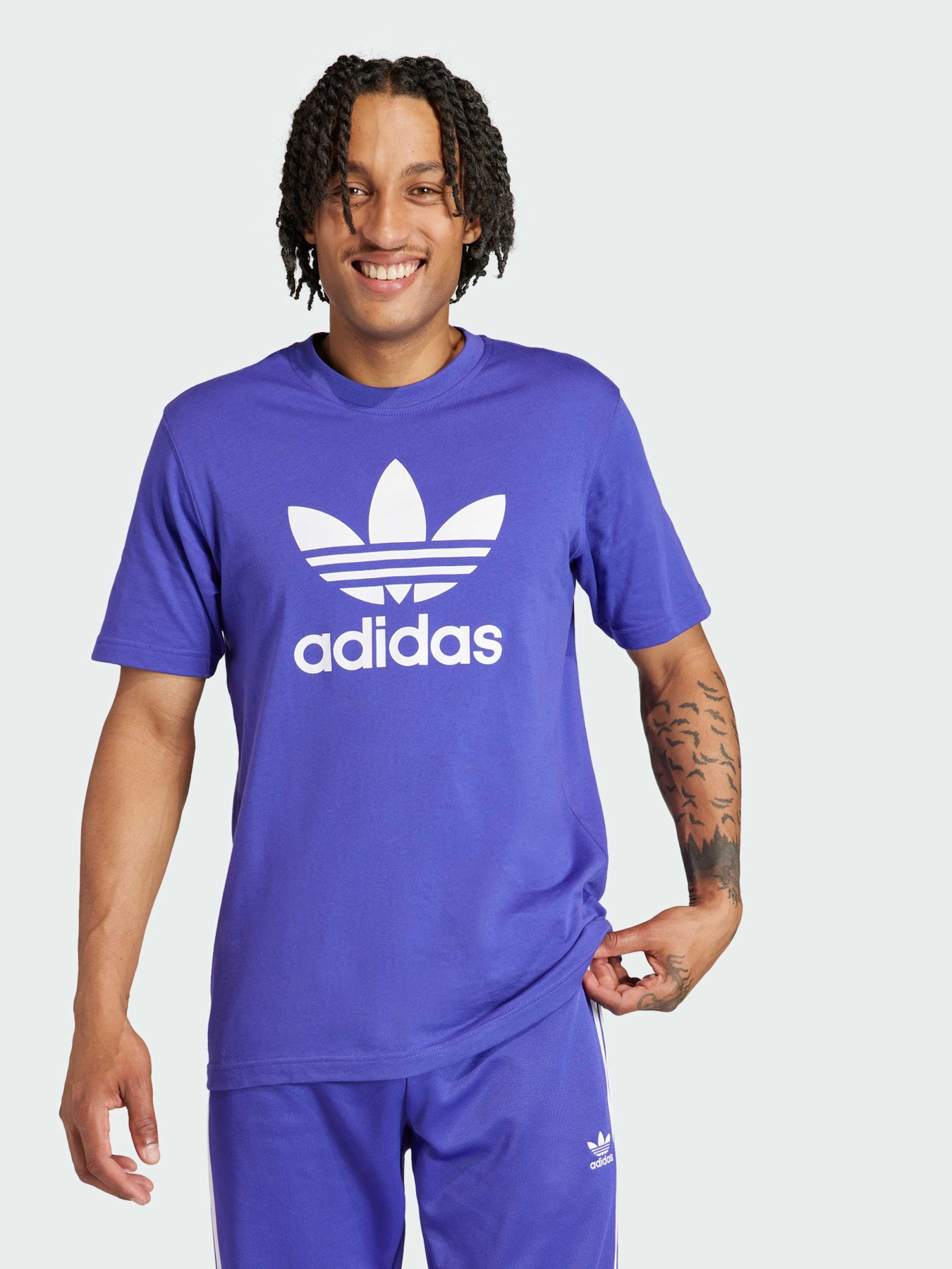 Футболка Adidas Adicolor модель IR7982 Фото