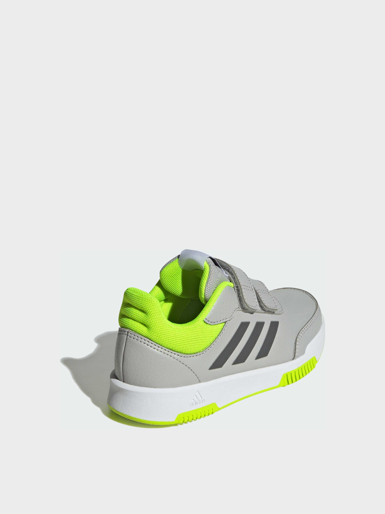 Кросівки повсякденні Adidas модель IG8580 Фото