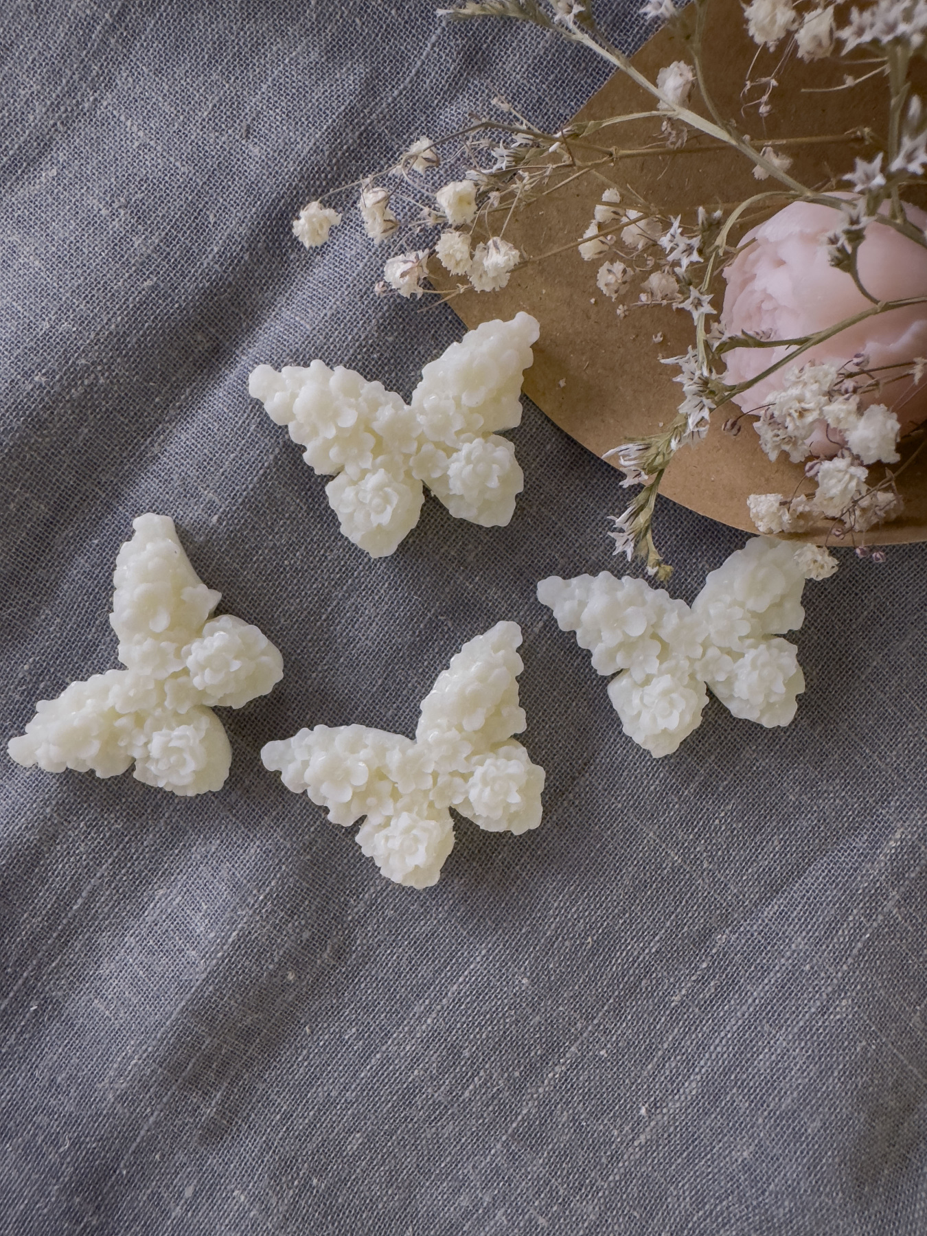 Ароматическое саше "Бабочка", аромат - Пион & магнолия, из натурального оливкового воска Candle Design модель 160.2005 Фото