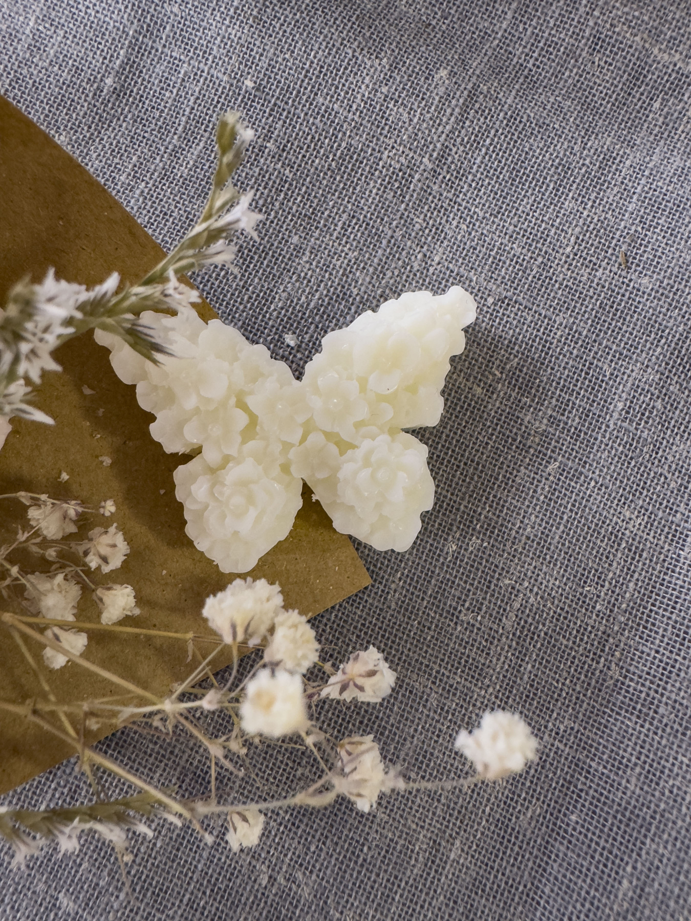 Ароматическое саше "Бабочка", аромат - Пион & магнолия, из натурального оливкового воска Candle Design модель 160.2005 Ароматическое саше "Бабочка", аромат - Пион & магнолия, из натурального оливкового воска Candle Design модель 160.2005 Фото