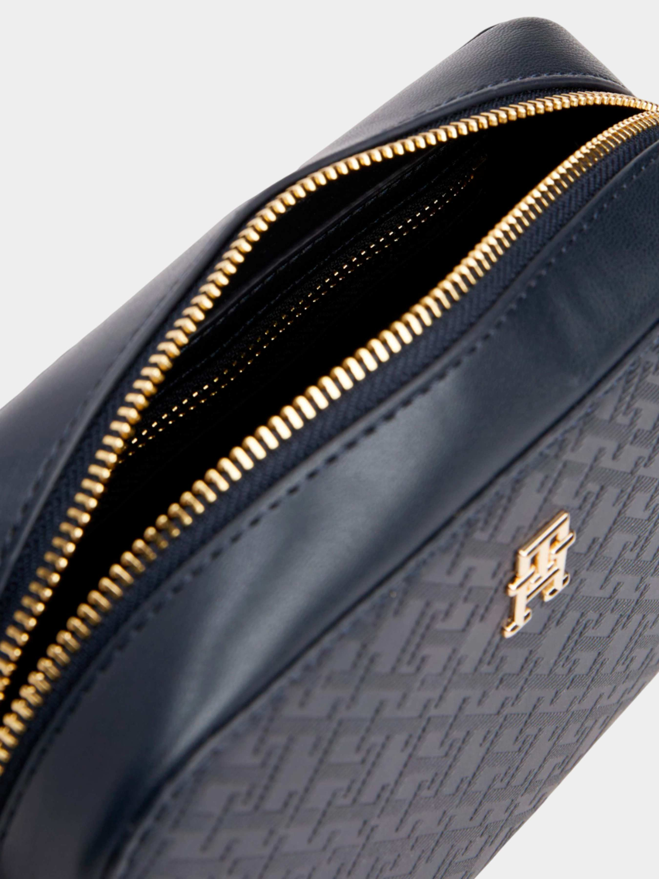 Сумки Tommy Hilfiger модель AW0AW17221-DW6 Фото