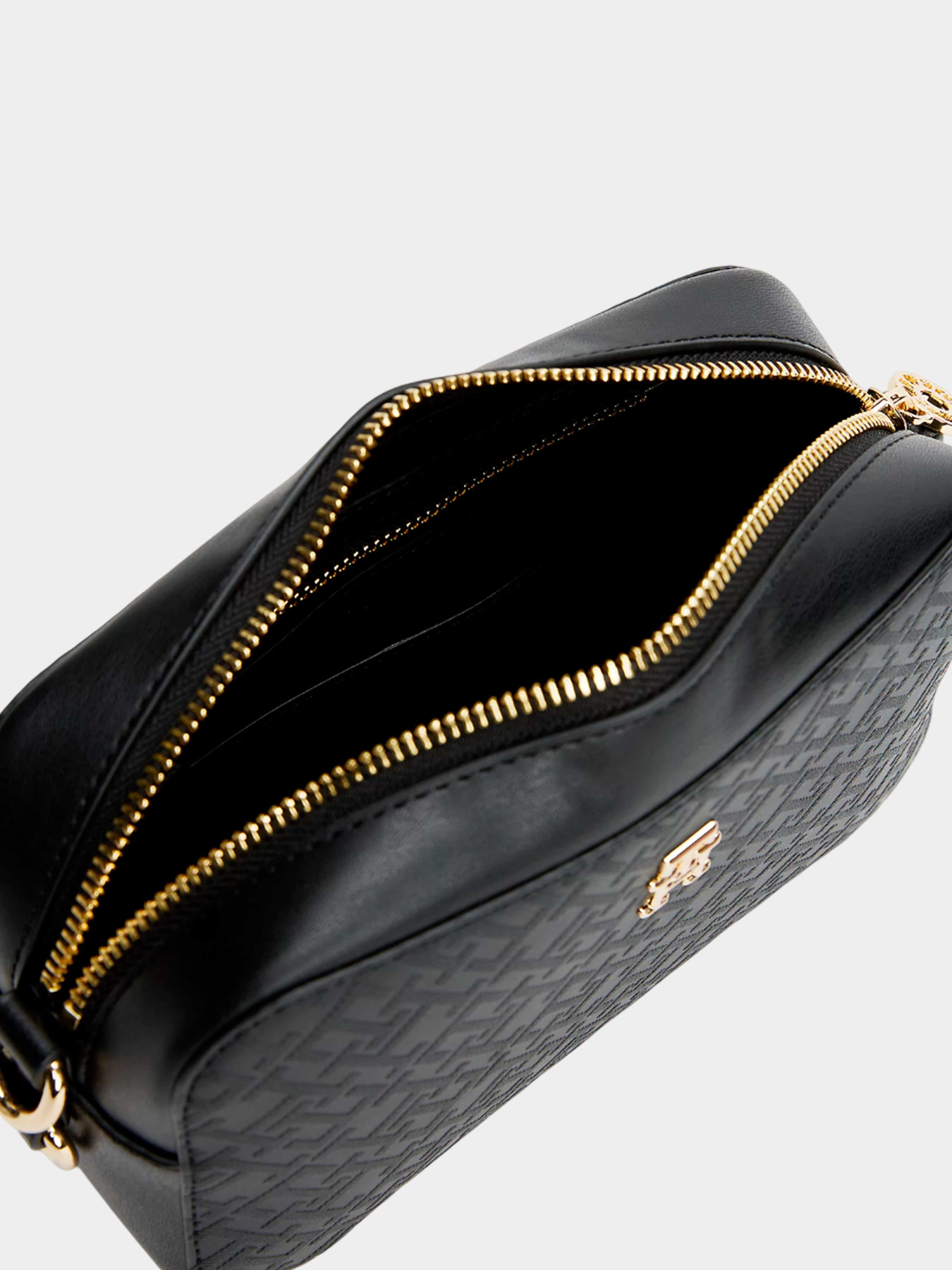 Сумки Tommy Hilfiger модель AW0AW17221-BDS Фото