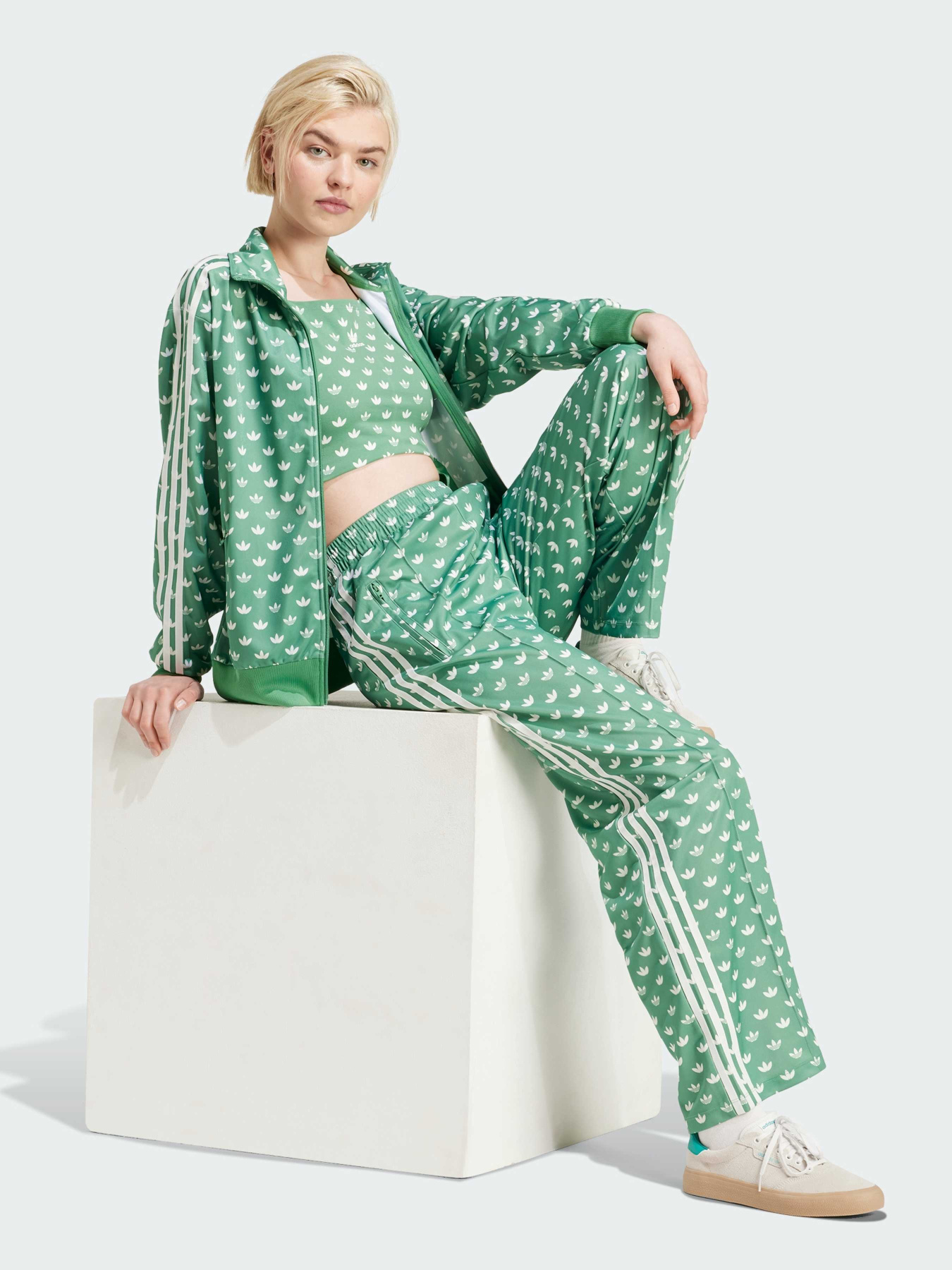 Кофта Adidas Graphics модель IX0932 Фото