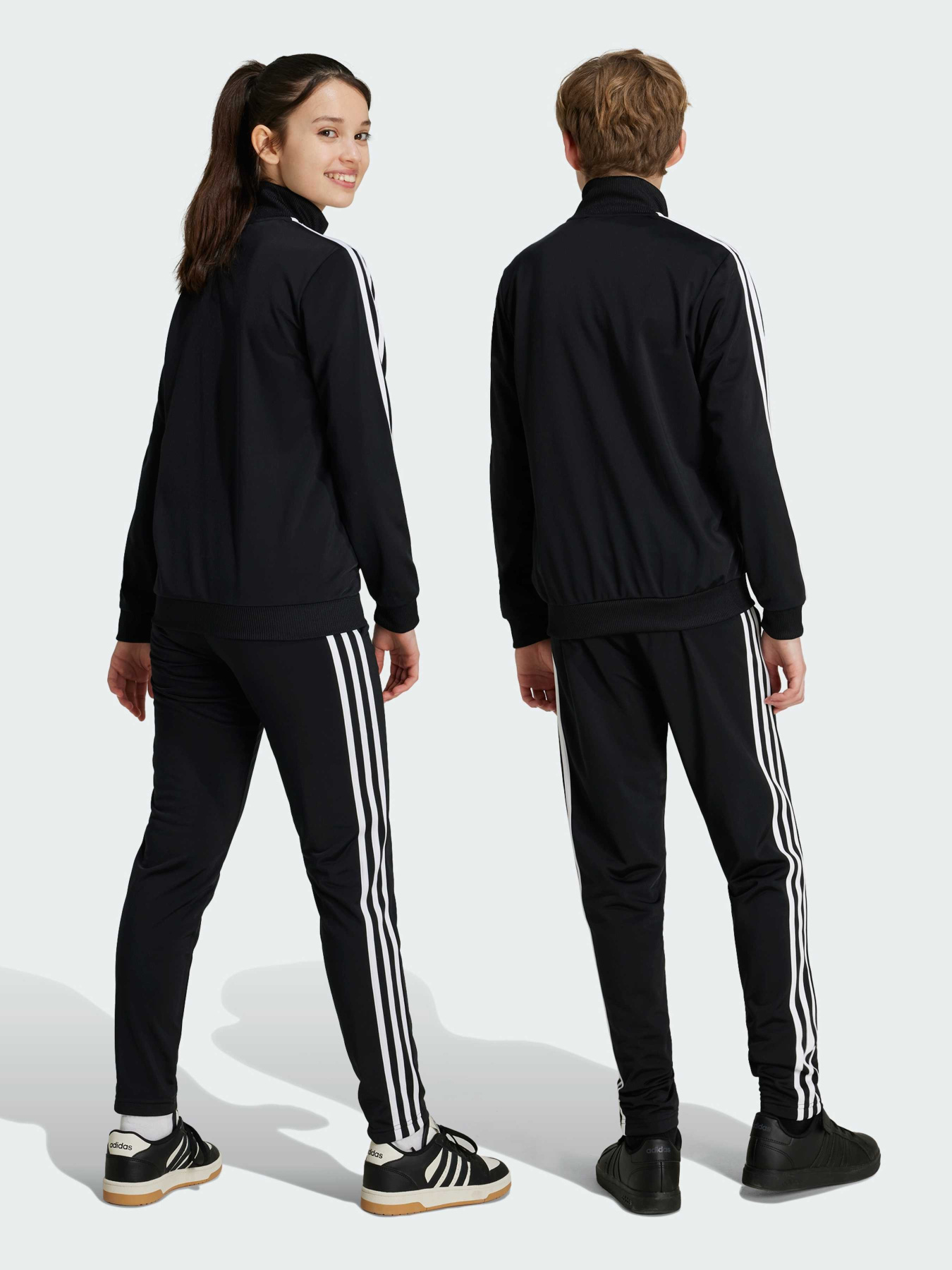 Спортивний костюм Adidas модель IY1795 Фото