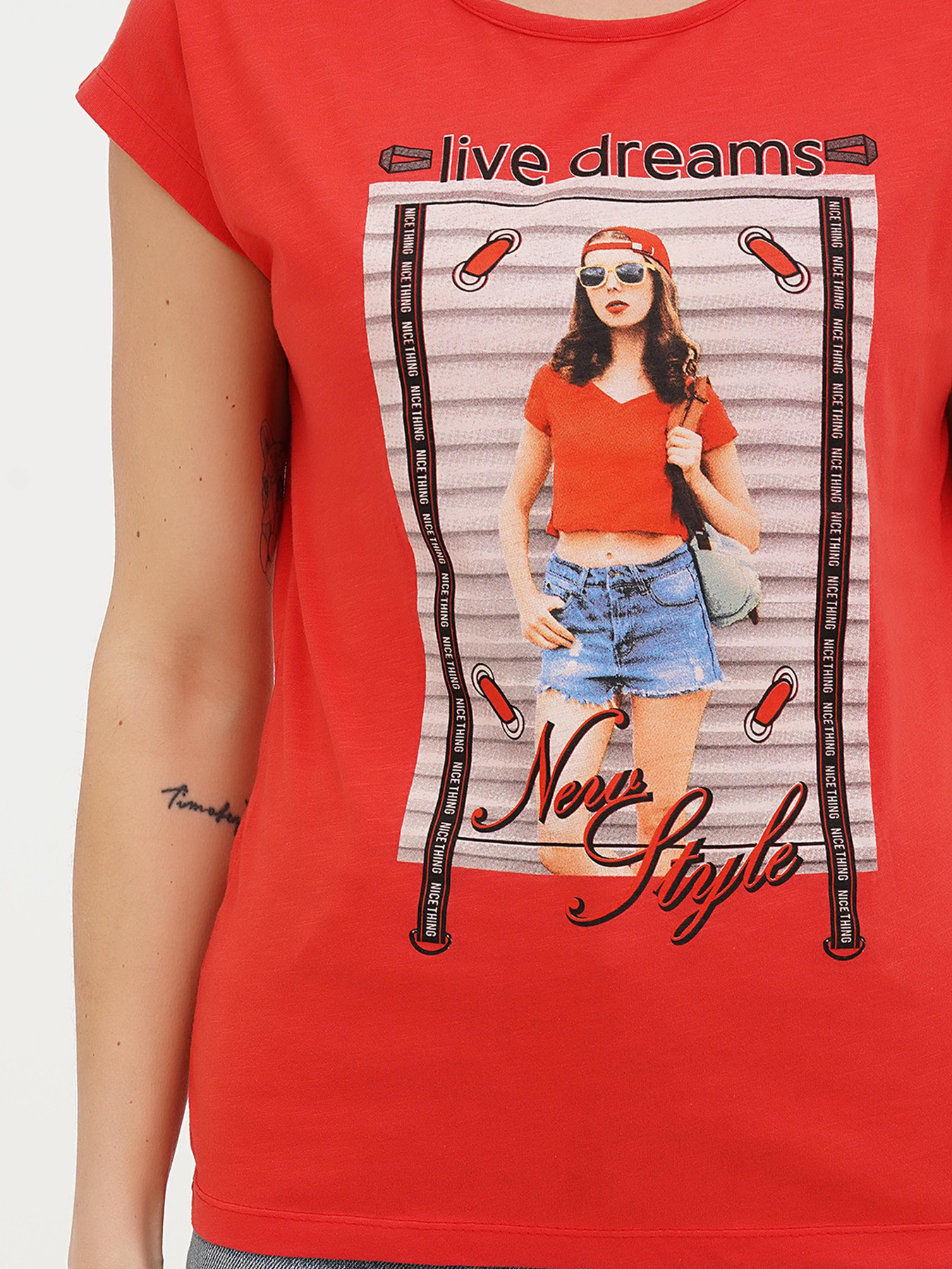 Футболка London Look модель 202-LL-10539_красный Фото