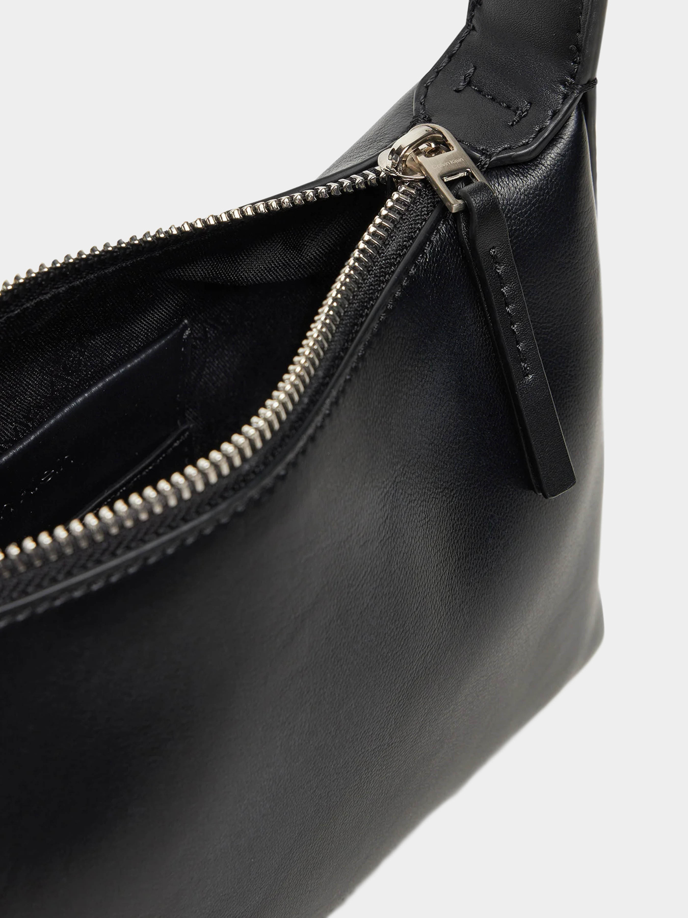 Сумки Calvin Klein модель K60K613027-BEH Фото