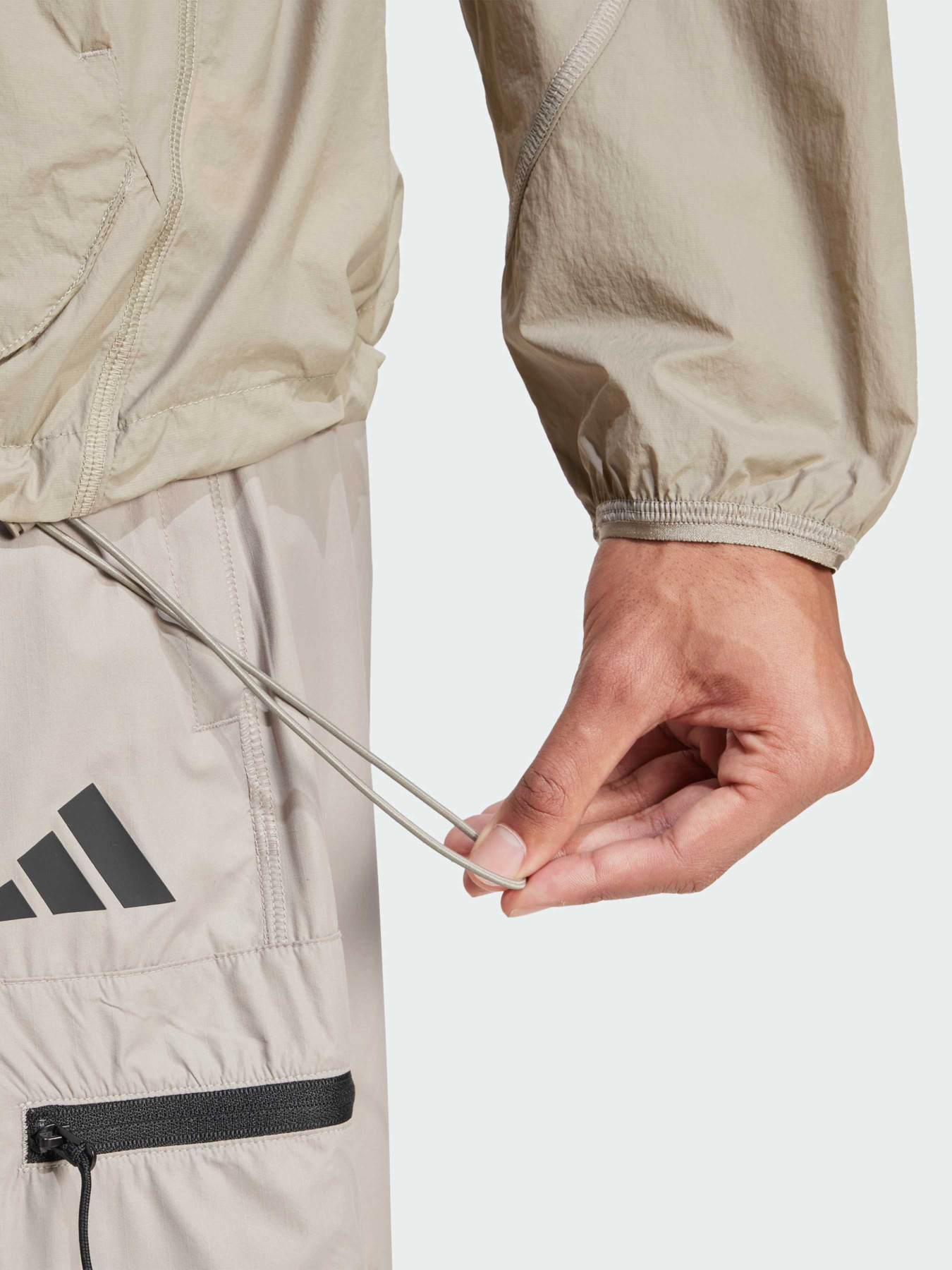 Ветровка Adidas модель JF3293 Фото