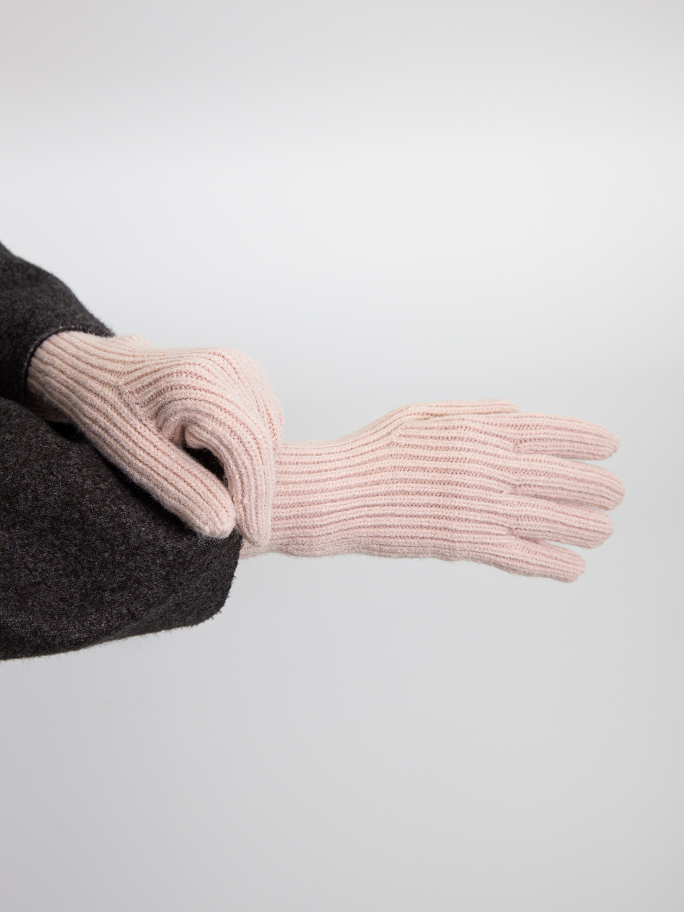 Перчатки Famo модель RUK-202302_02 Фото