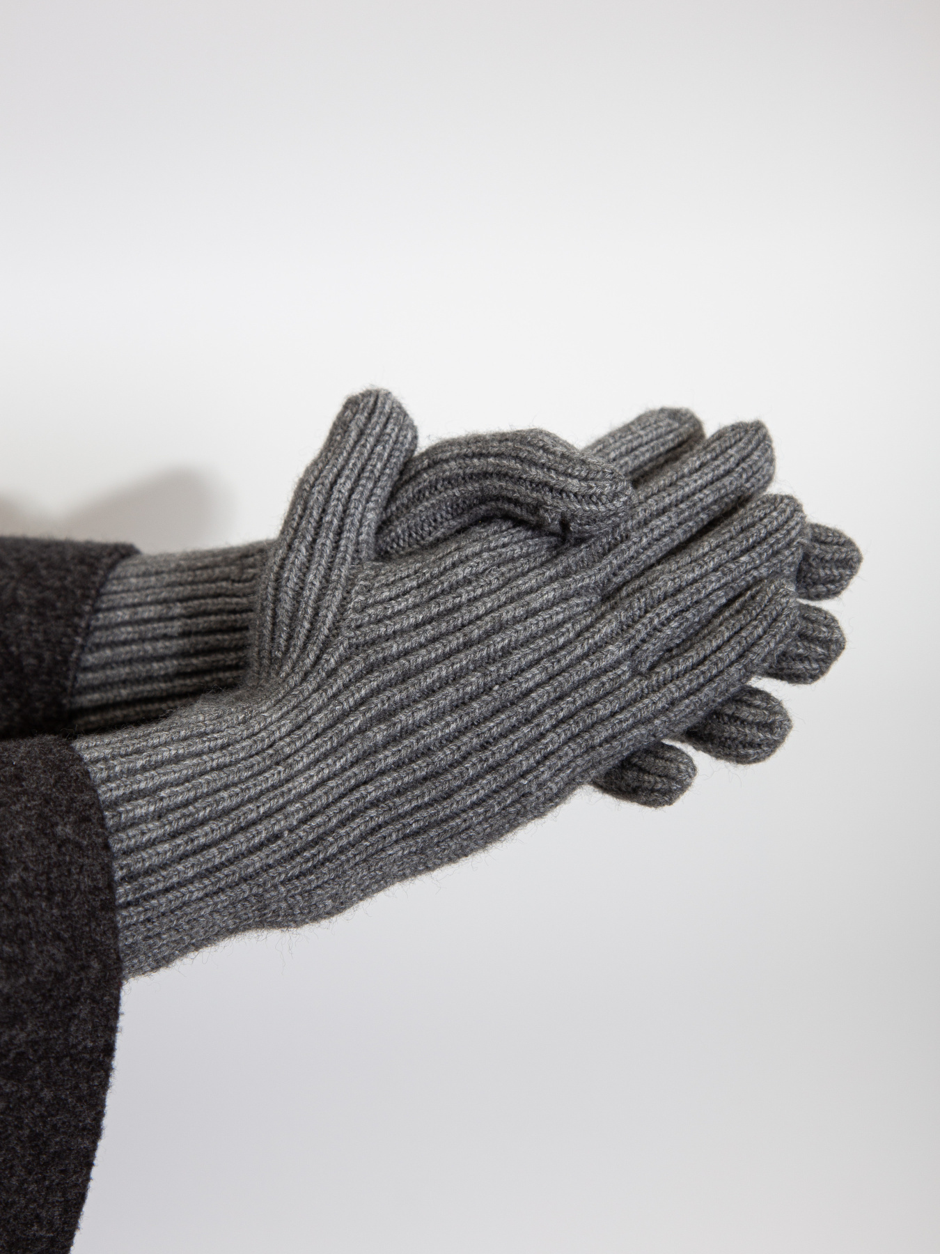 Перчатки Famo модель RUK-202302_04 Фото