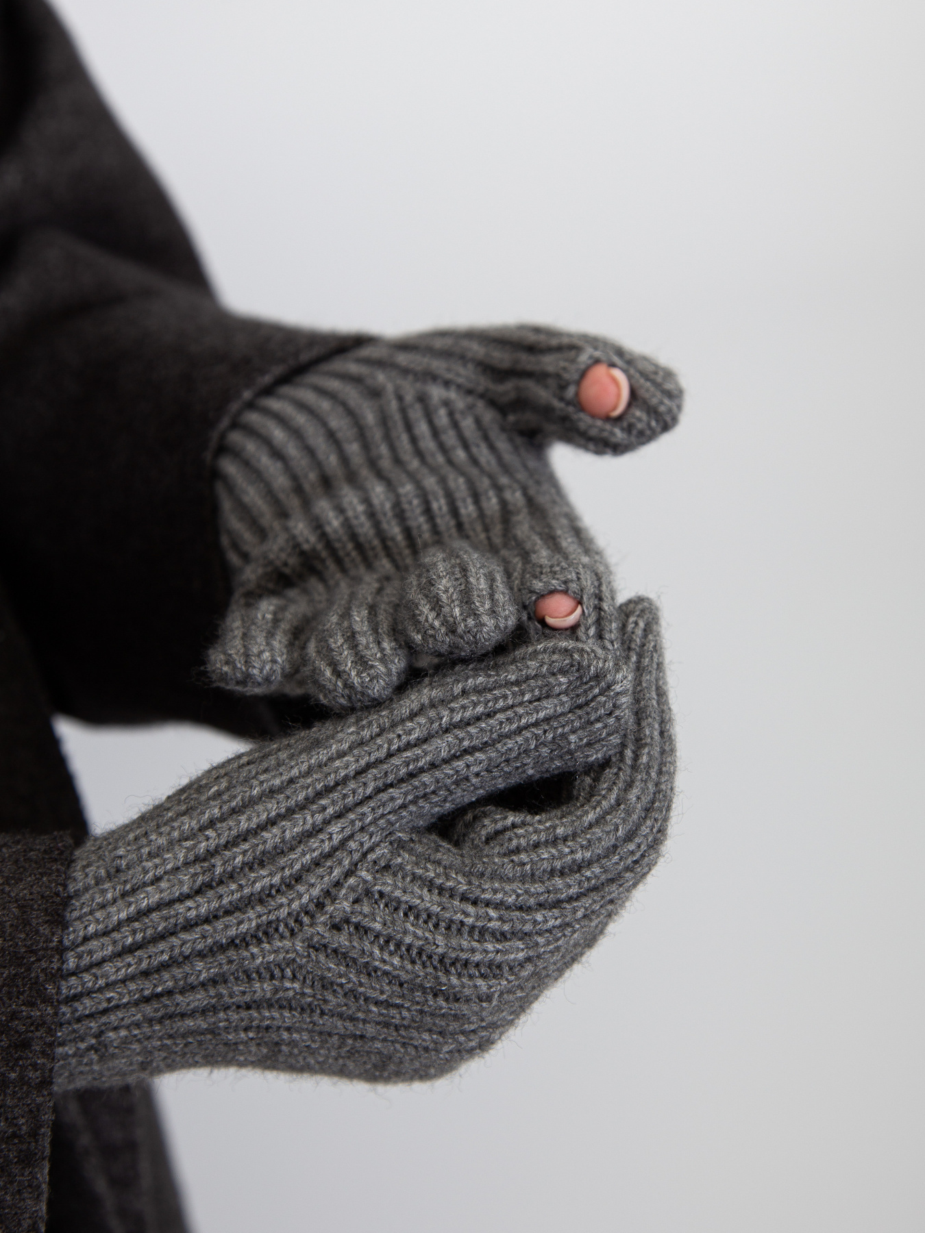 Перчатки Famo модель RUK-202302_04 Фото