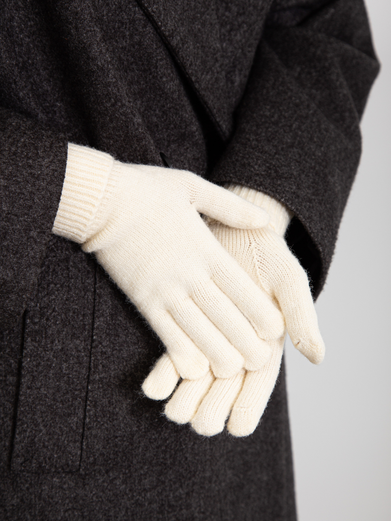 Перчатки Famo модель RUK-202303_01 Фото