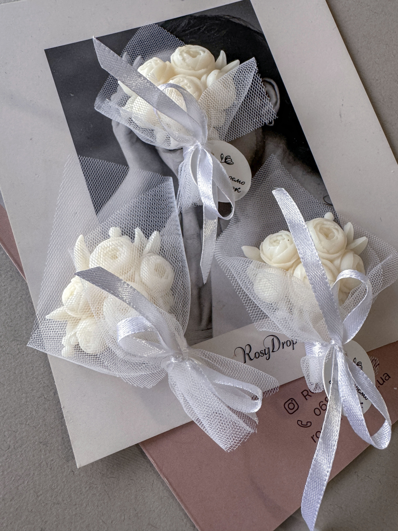 Ароматичне саше "Букетик в фатіні", аромат - Midnight Blackberry (Опівнічна ожина), з натурального бджолиного воску Candle Design модель 220.0010 Фото