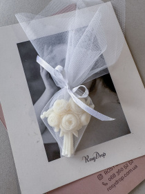 Ароматичне саше "Букетик в фатіні", аромат - Midnight Blackberry (Опівнічна ожина), з натурального бджолиного воску Candle Design модель 220.0010 Фото