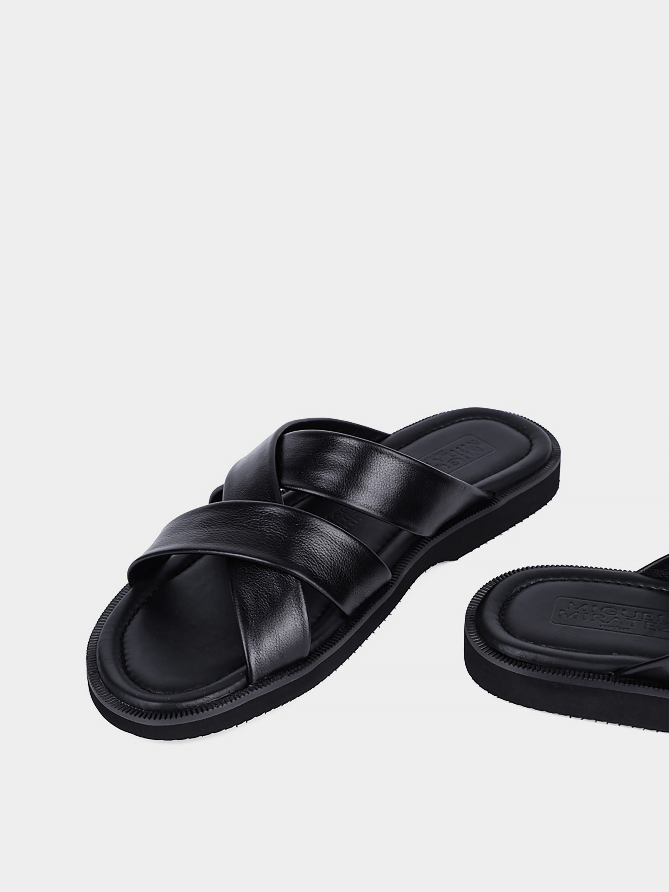 Шльопанці Miguel Miratez модель KB21769-1 Фото