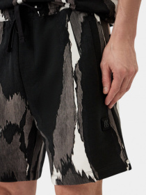 Шорты HUGO модель 4695 Шорты HUGO модель 4695 Фото