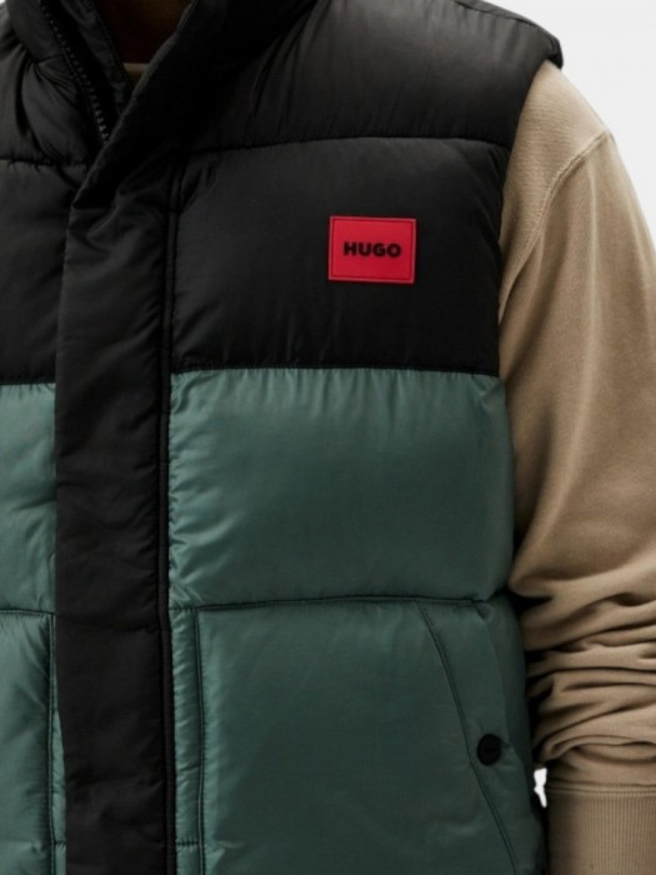 Утепленный жилет HUGO модель 7807 Фото