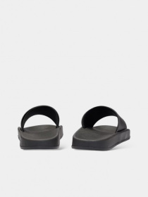 Шлепанцы HUGO модель 5875 Фото