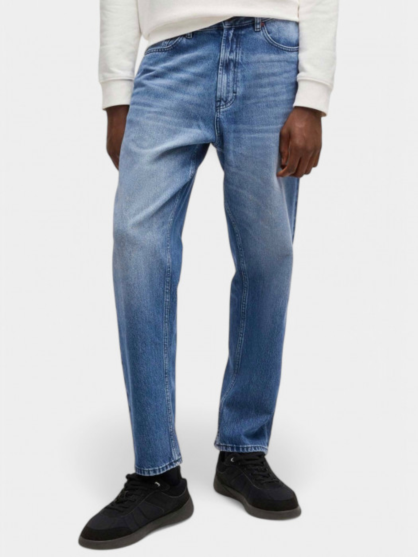 Джинсы HUGO модель 8542 Фото