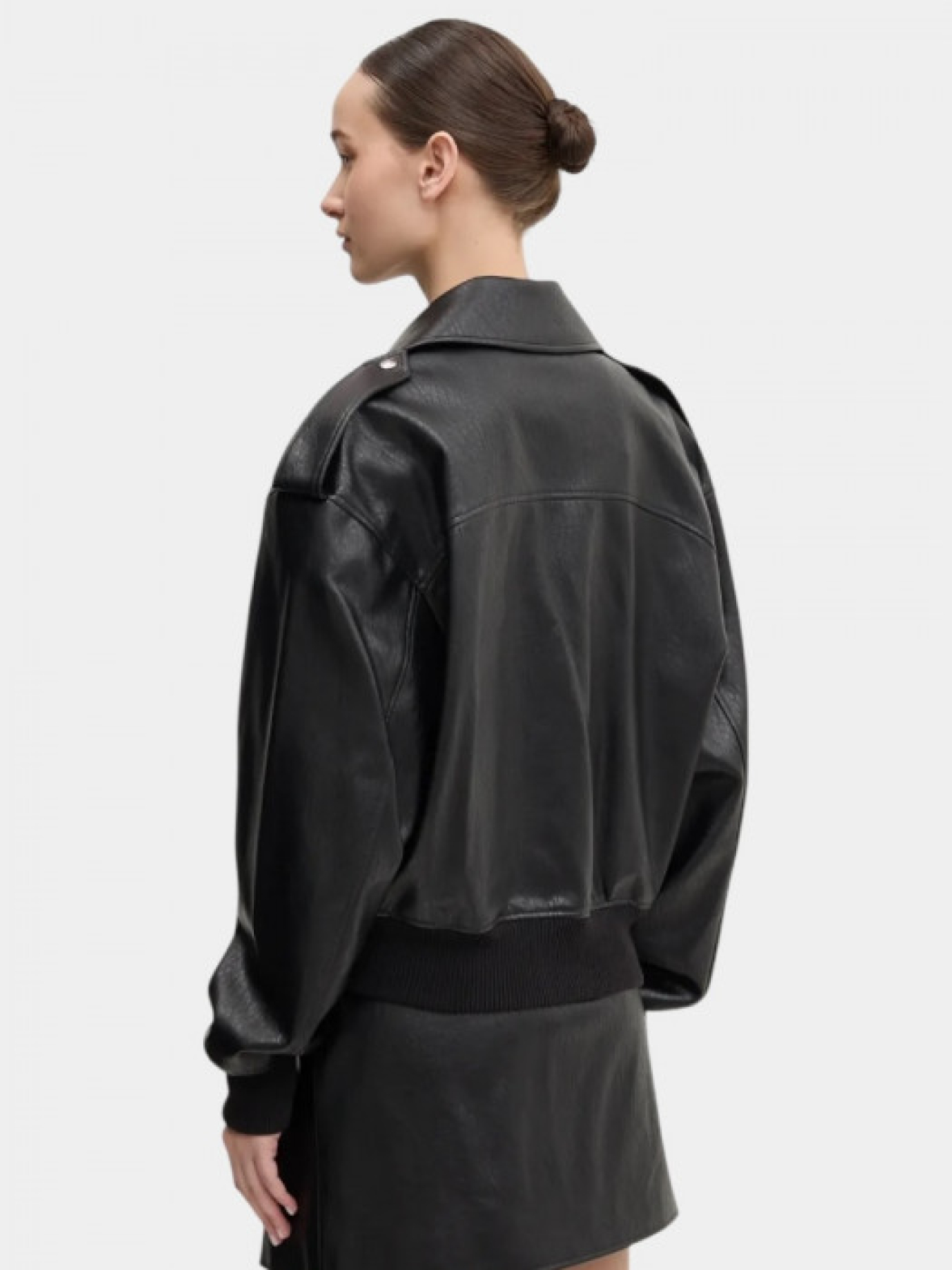 Куртки та дублянки HUGO модель 8592 Фото