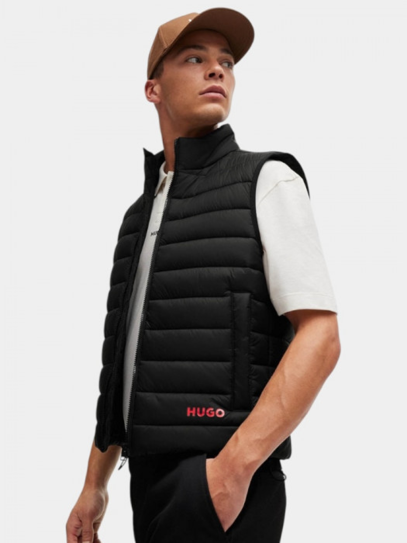 Утепленный жилет HUGO модель 8594 Фото
