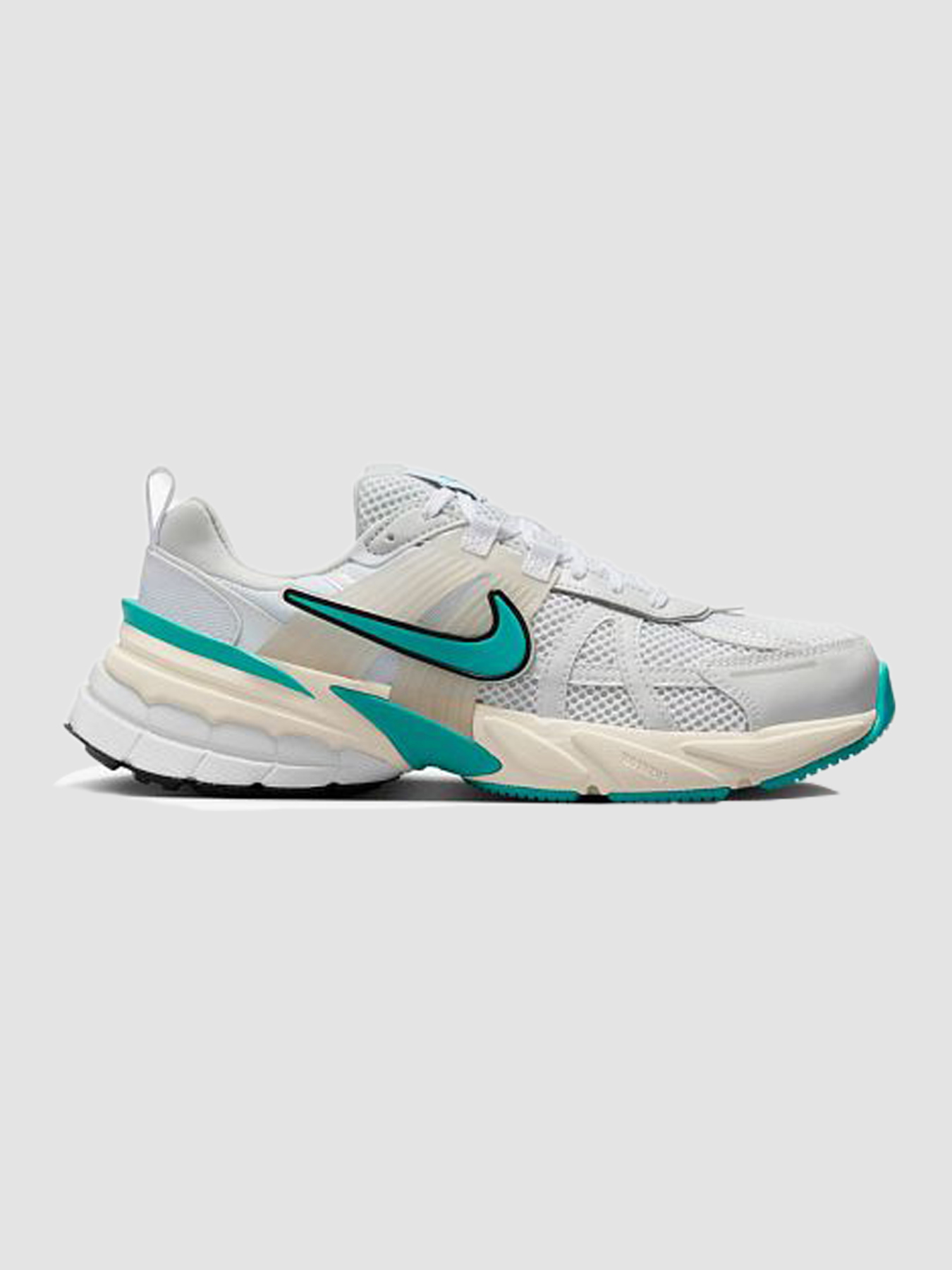 Кросівки для бігу NIKE W V2k Run модель FD0736-105 Фото