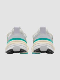 Кросівки для бігу NIKE W V2k Run модель FD0736-105 Фото