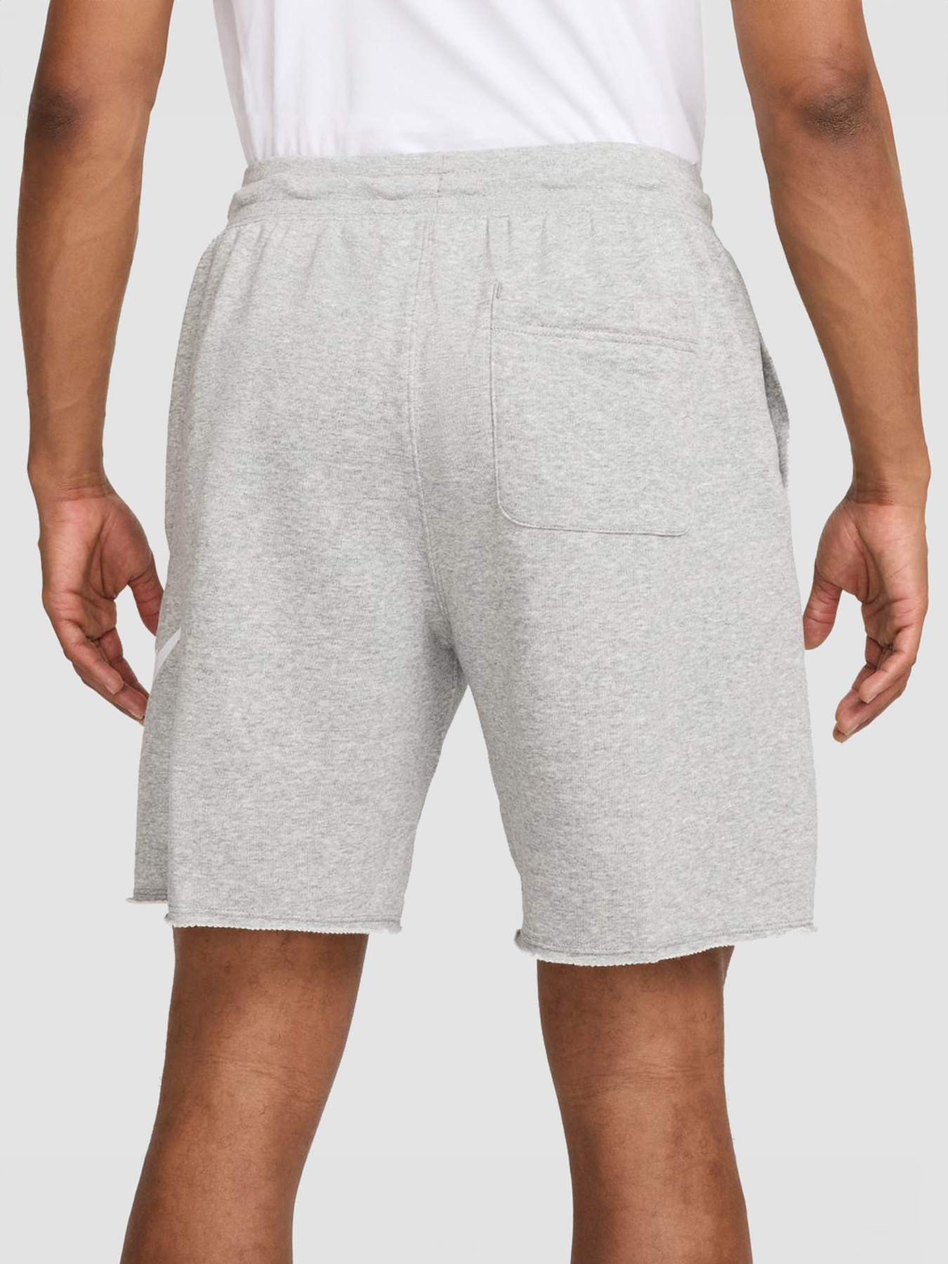 Повседневные шорты NIKE Club French Terry Alumni модель FQ4950-063 Фото