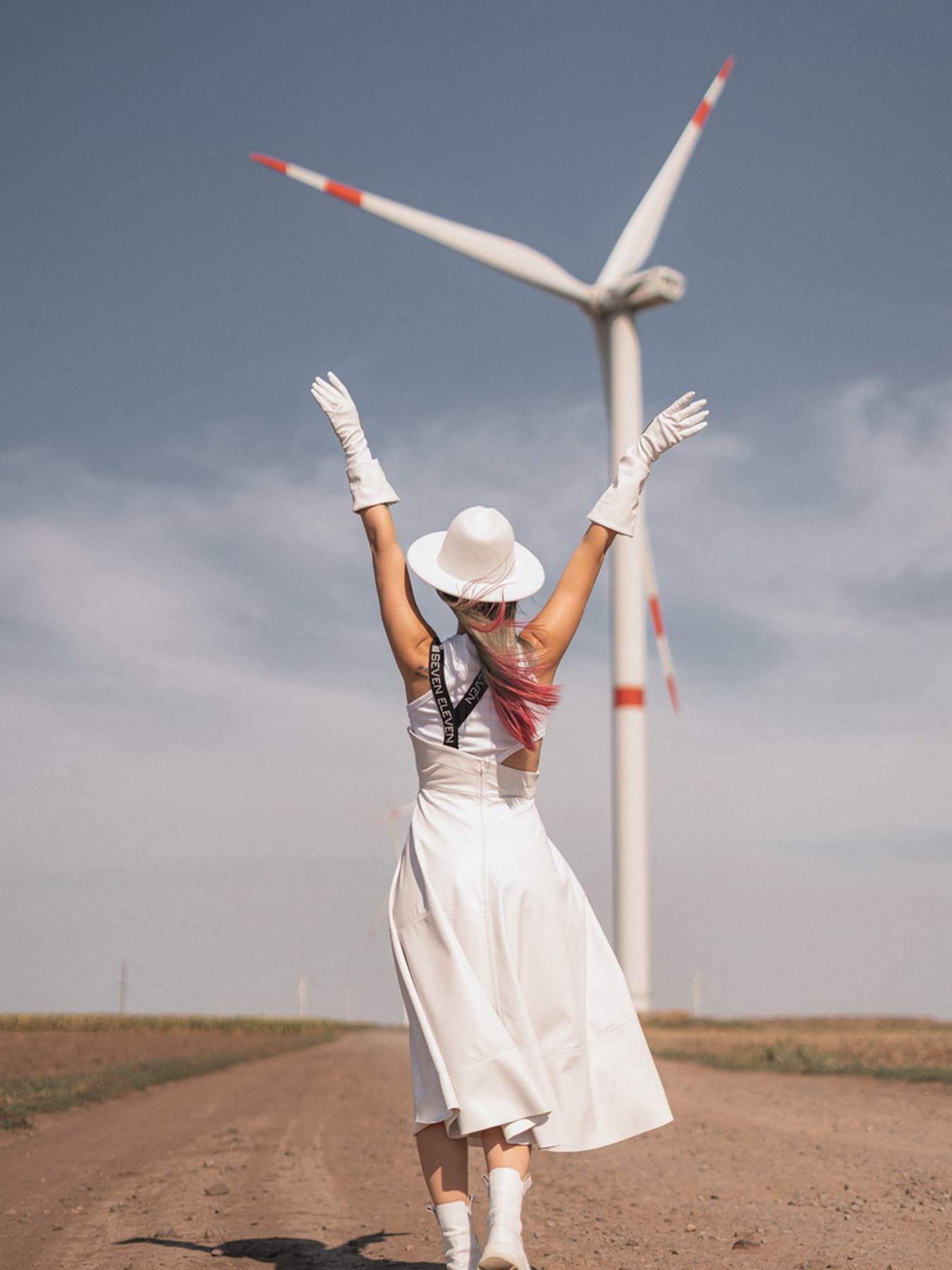 Перчатки 7/11 Seven Eleven модель SE21GlNymphaW Фото