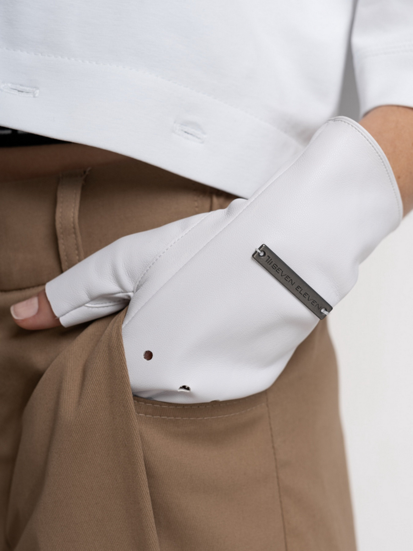 Рукавички 7/11 Seven Eleven Модель SE21GlMyrtaW Фото