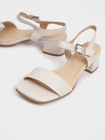 Босоніжки Respect модель UT21791-WL Фото