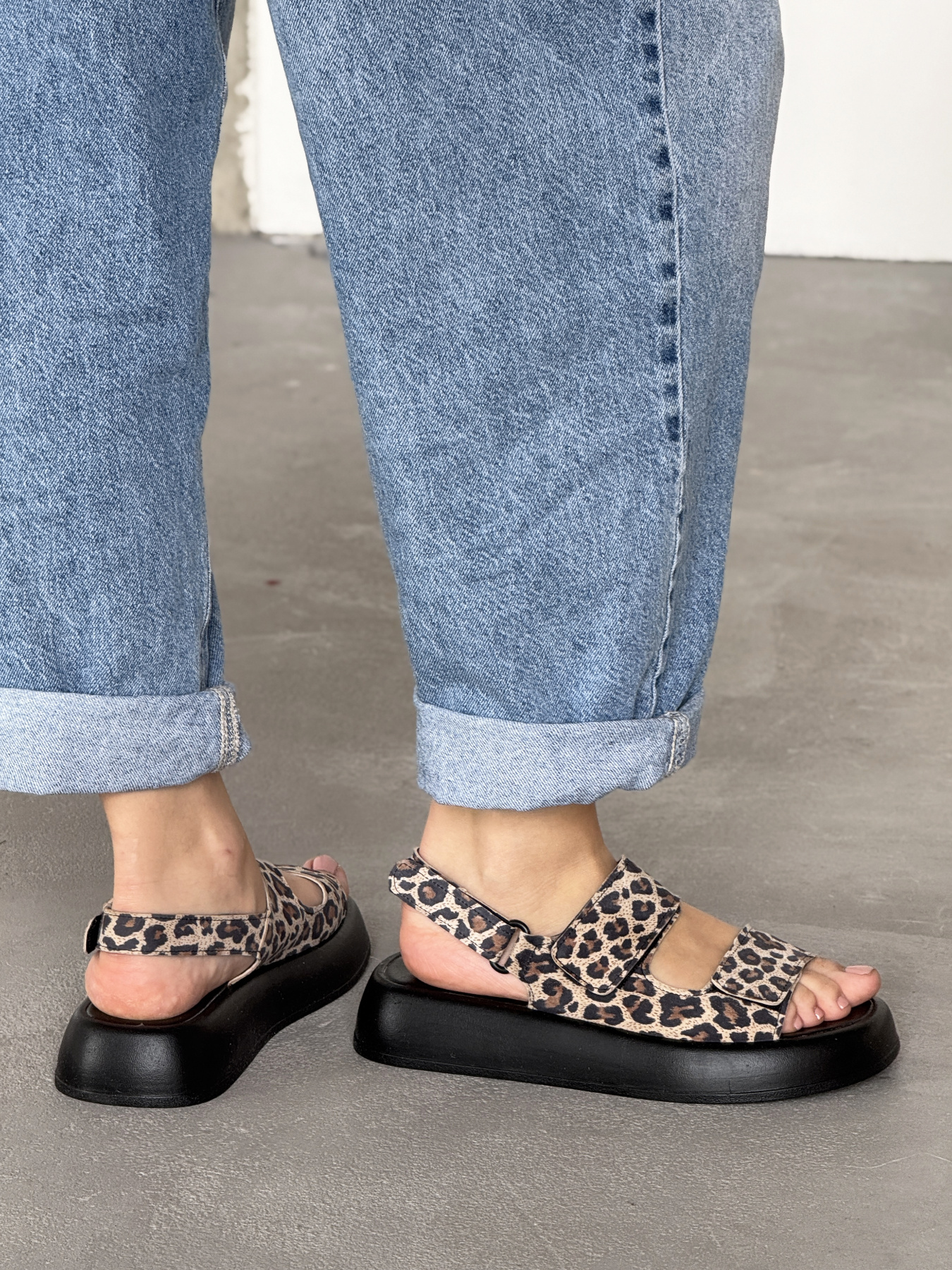 Сандалии INNOE модель 777556-1 Фото