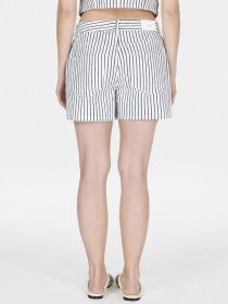 Шорты Colin’s модель CL1074976_Q1.V1_DN03917 Фото