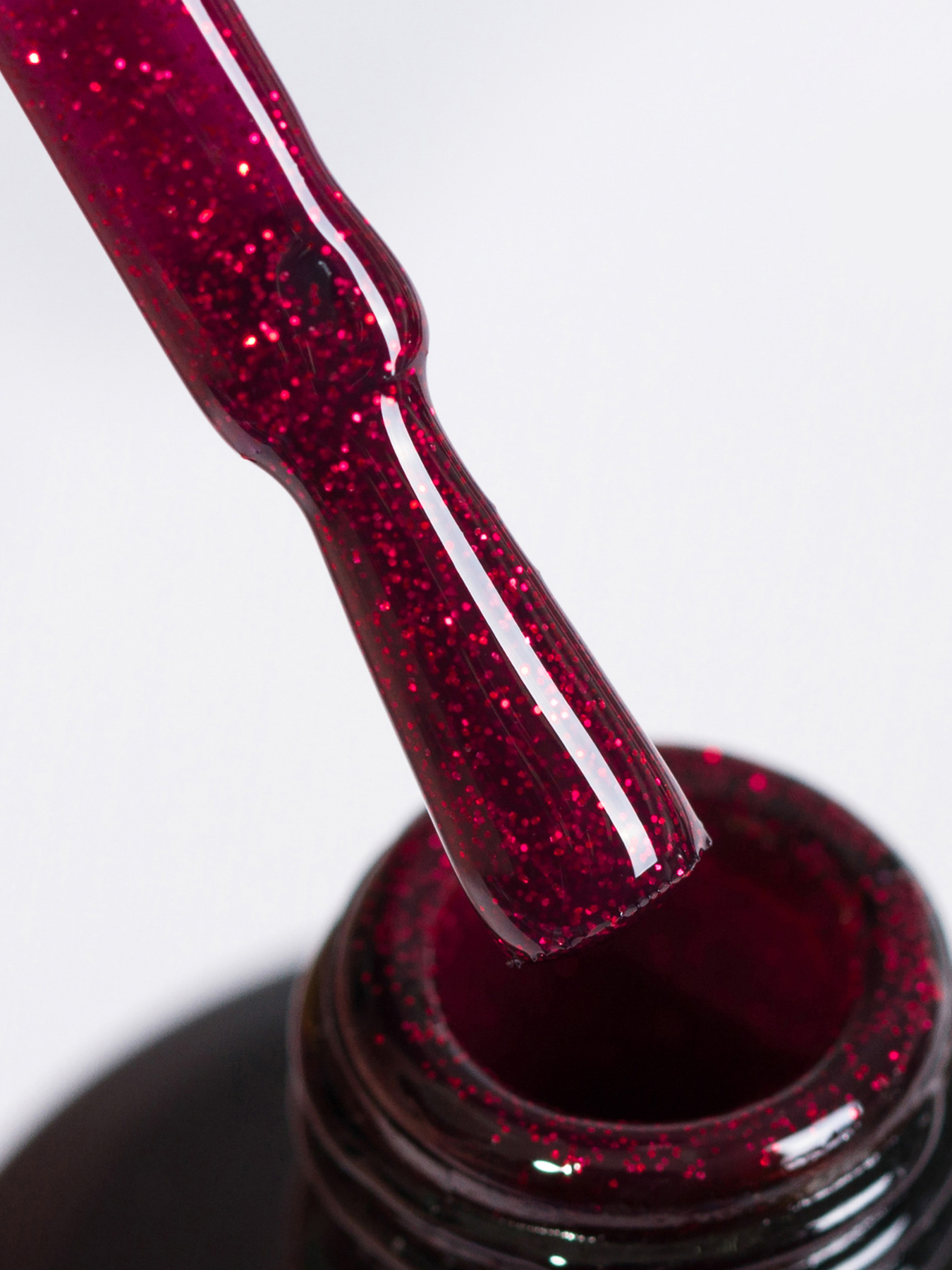 Гель-лак GLOSS Shine 407, красный с микроблеском GLOSS COMPANY модель 4823271407158 Фото