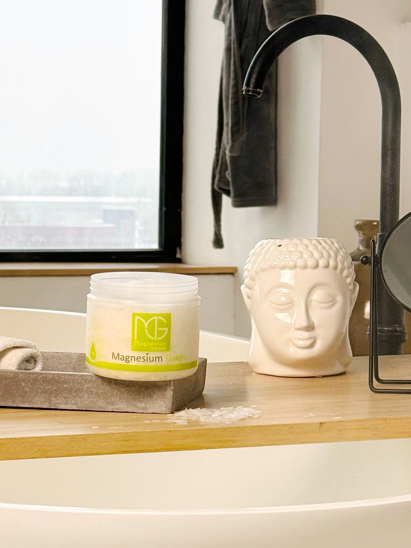 Магнієва сіль для ванн Пластівці Magnesium Flakes Magnesium Goods модель 680583 Фото