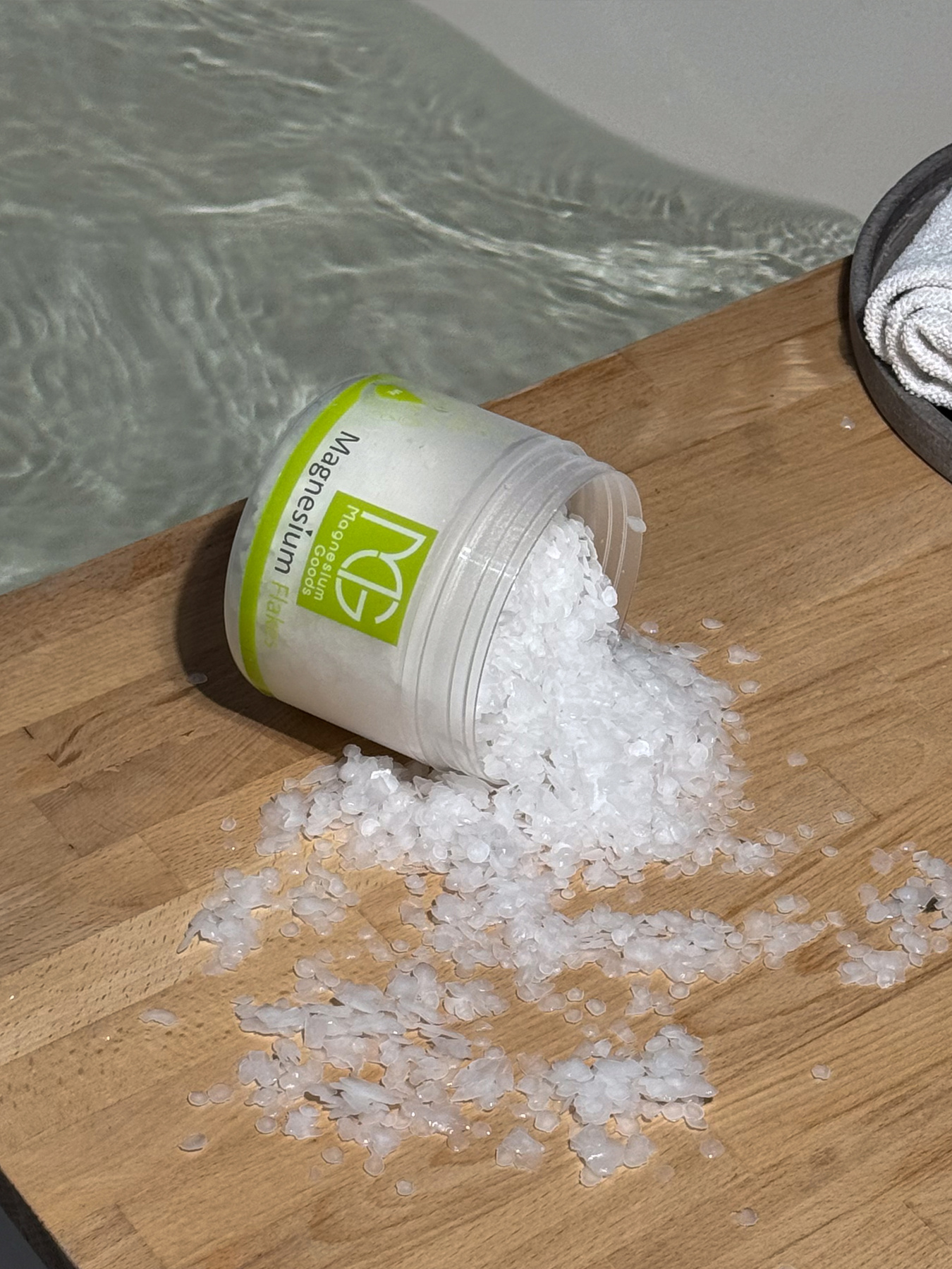 Магнієва сіль для ванн Пластівці Magnesium Flakes Magnesium Goods модель 680583 Фото