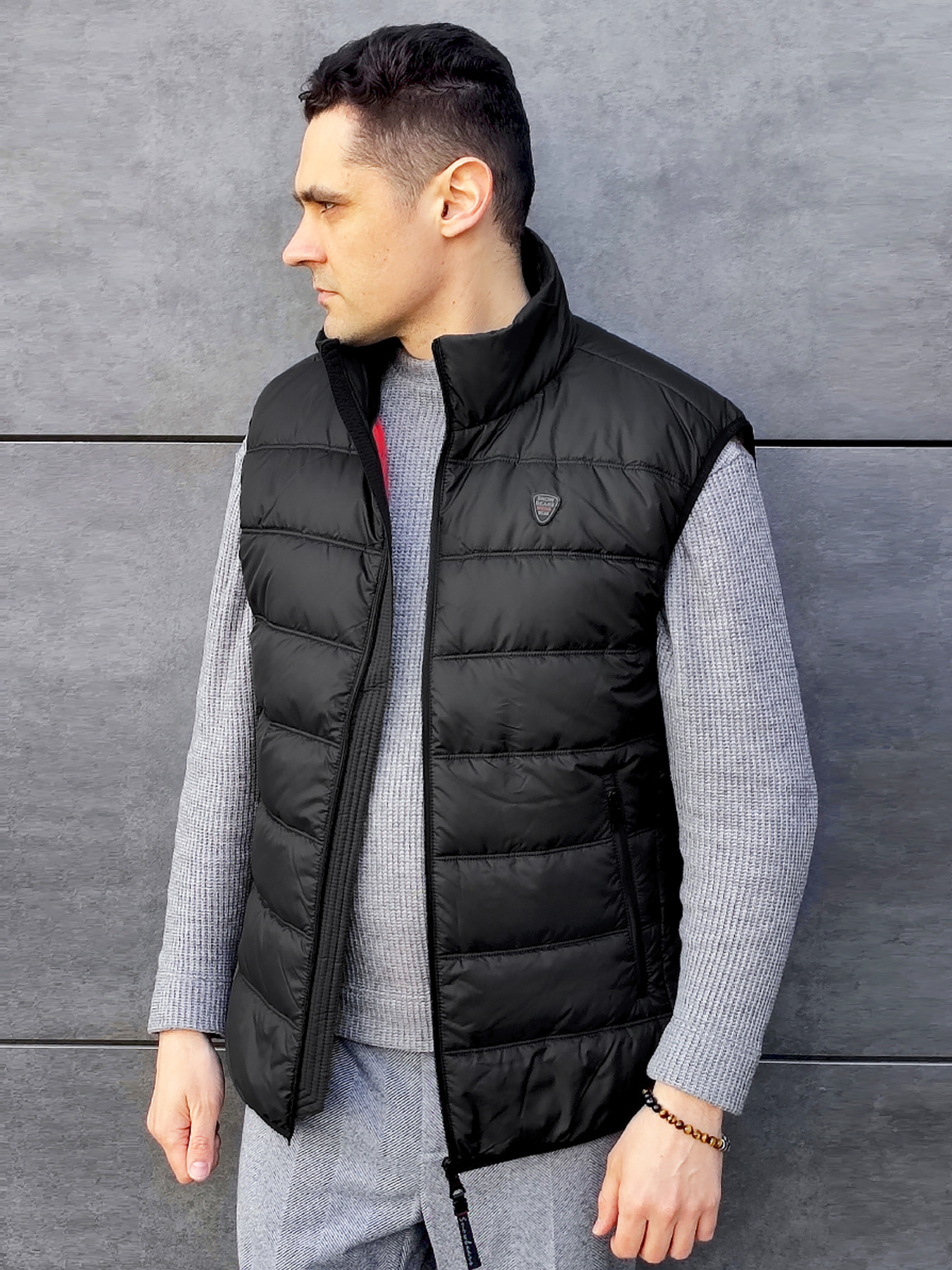 Жилет с утеплителем Sun's House модель SB-25205-black Фото