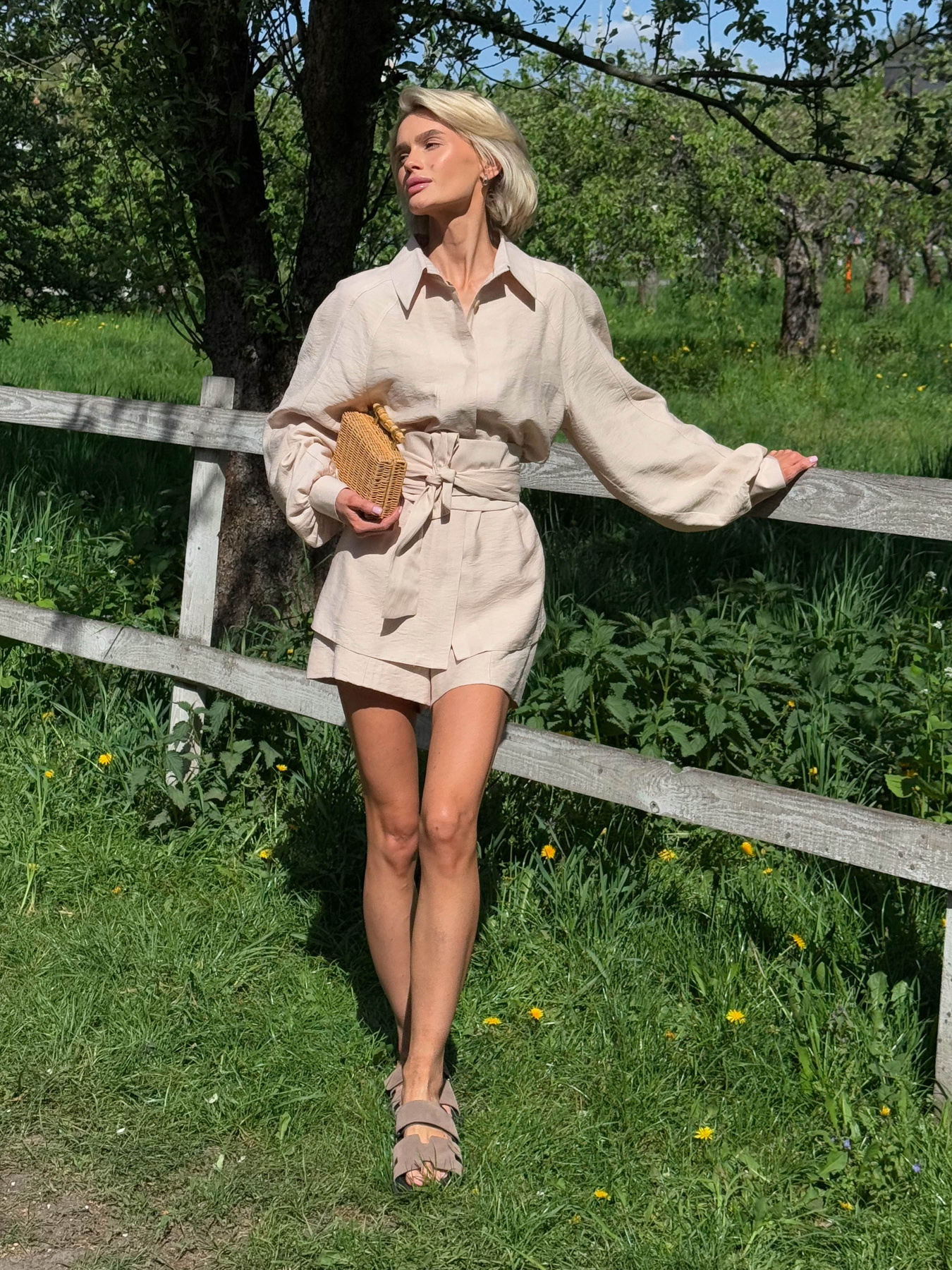 Костюмы Jadone Fashion модель Solt_bej Фото