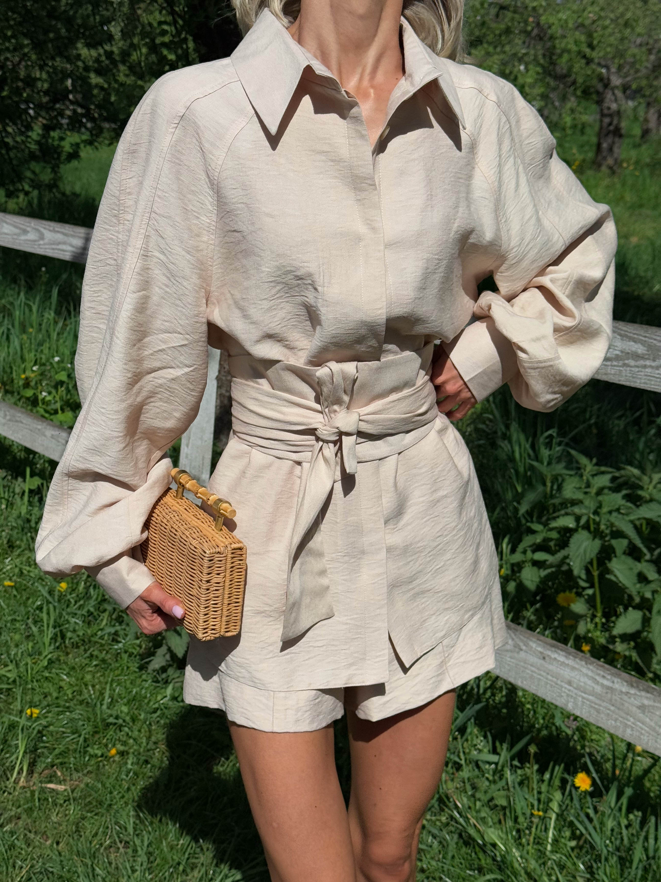 Костюмы Jadone Fashion модель Solt_bej Фото