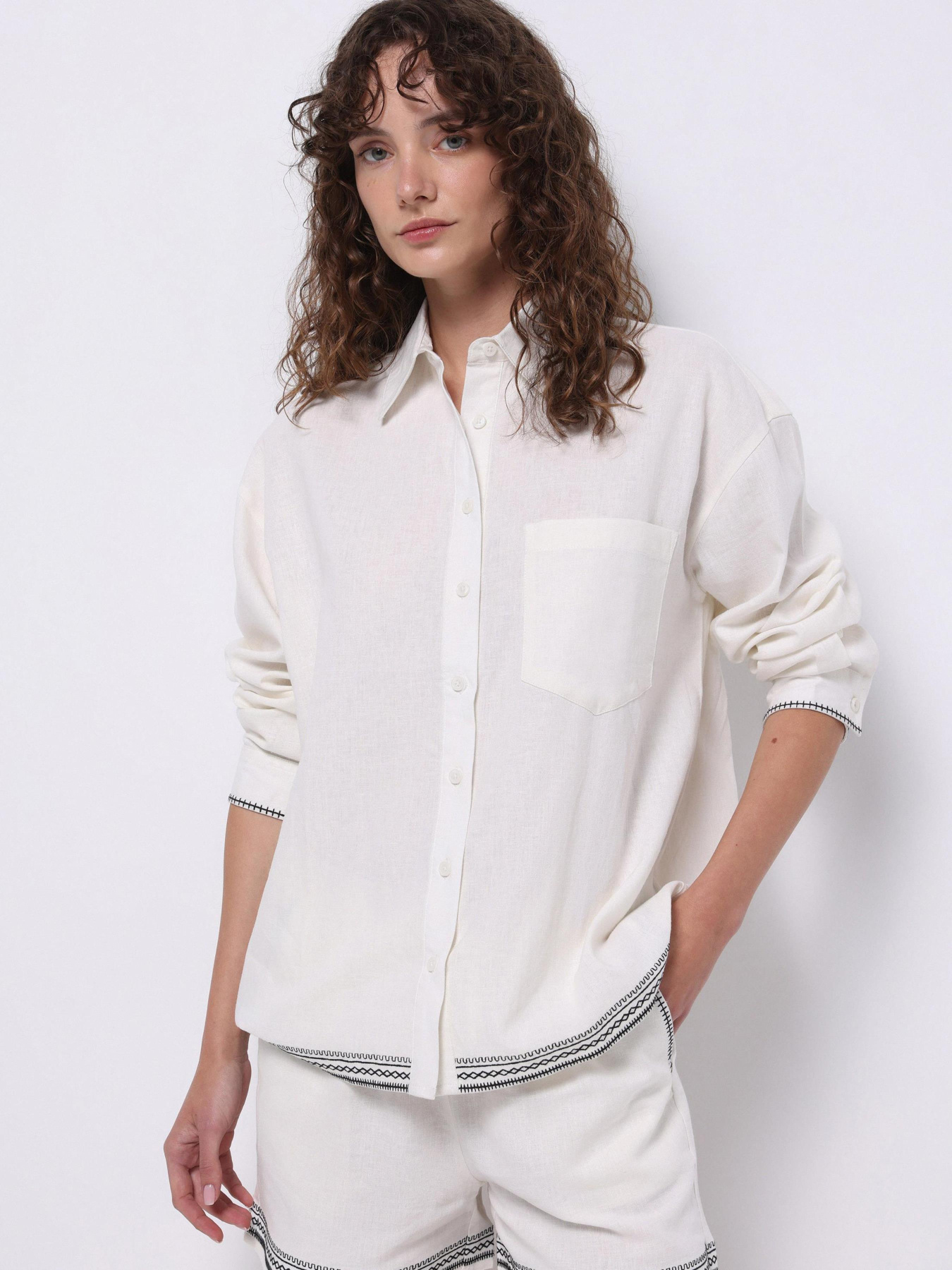 Сорочки Colin’s модель CL1075191_Q1.V1_WHT Фото